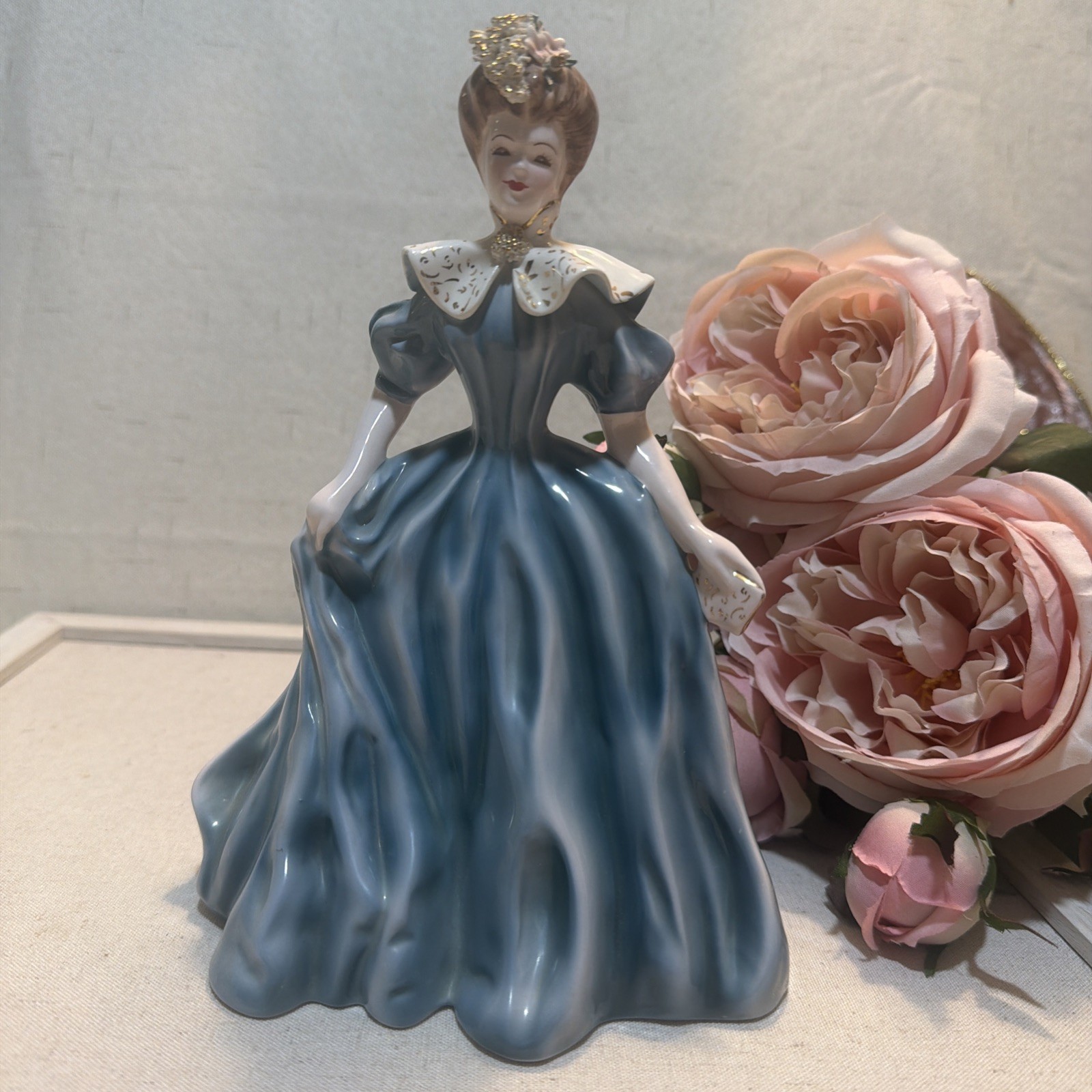 Vtg. Florence Ceramics Abigail Blue Gown Figurine 8.25\