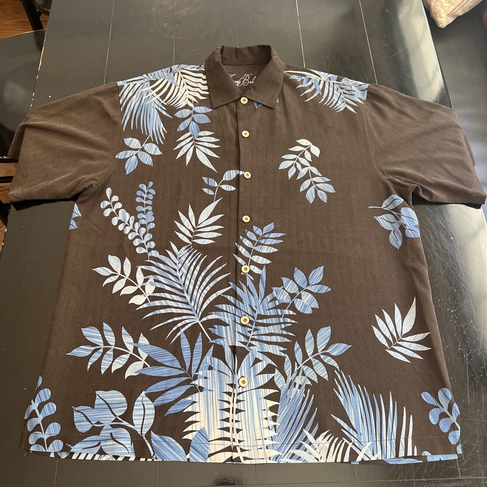 NWOT 100% Silk Large Tommy Bahama Button Hawaiian Aloha Shirt Floral Black Blue