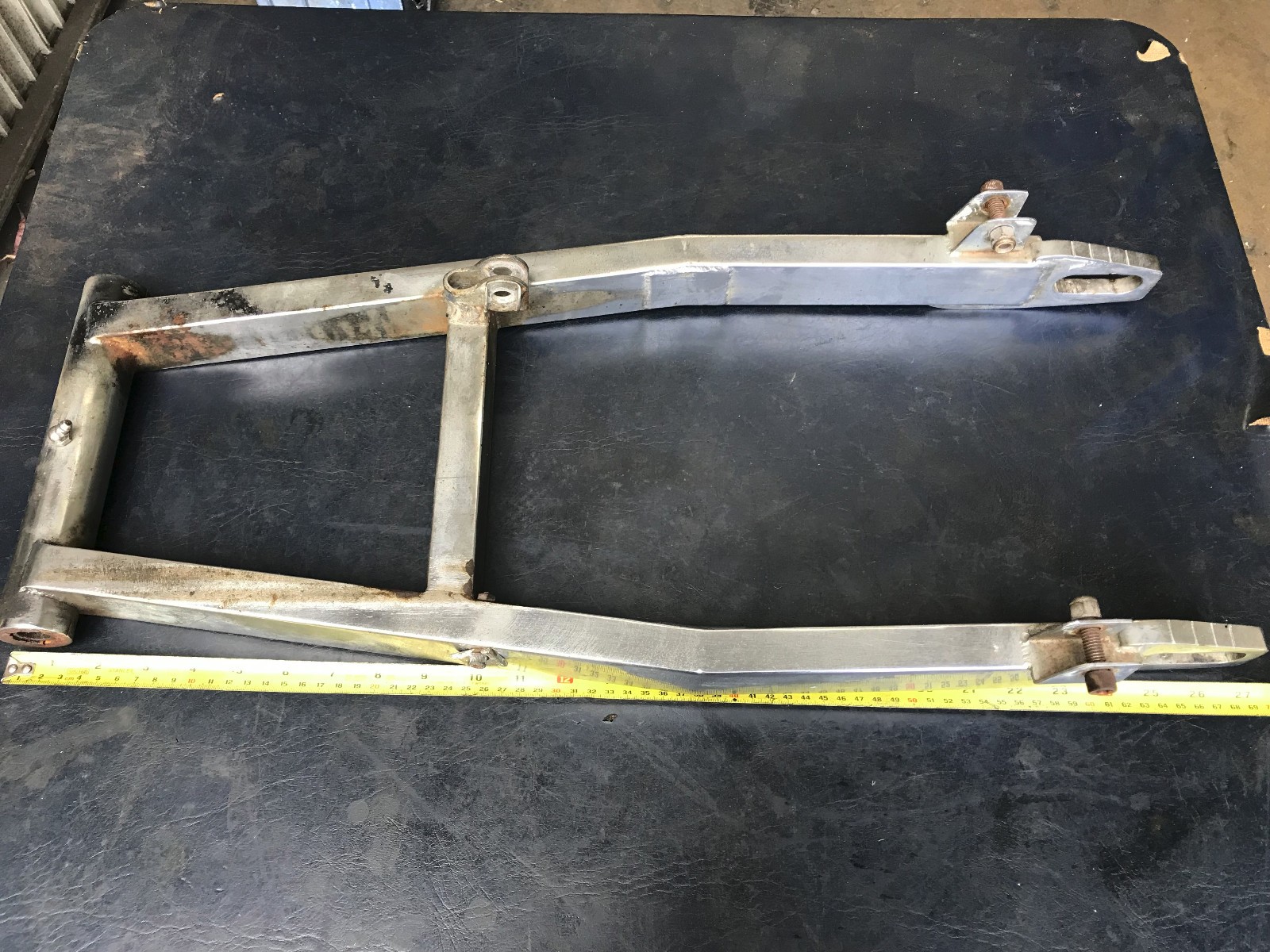 1973-1976 Kawasaki Z1 900  KZ900 EXTENDED SWINGARM