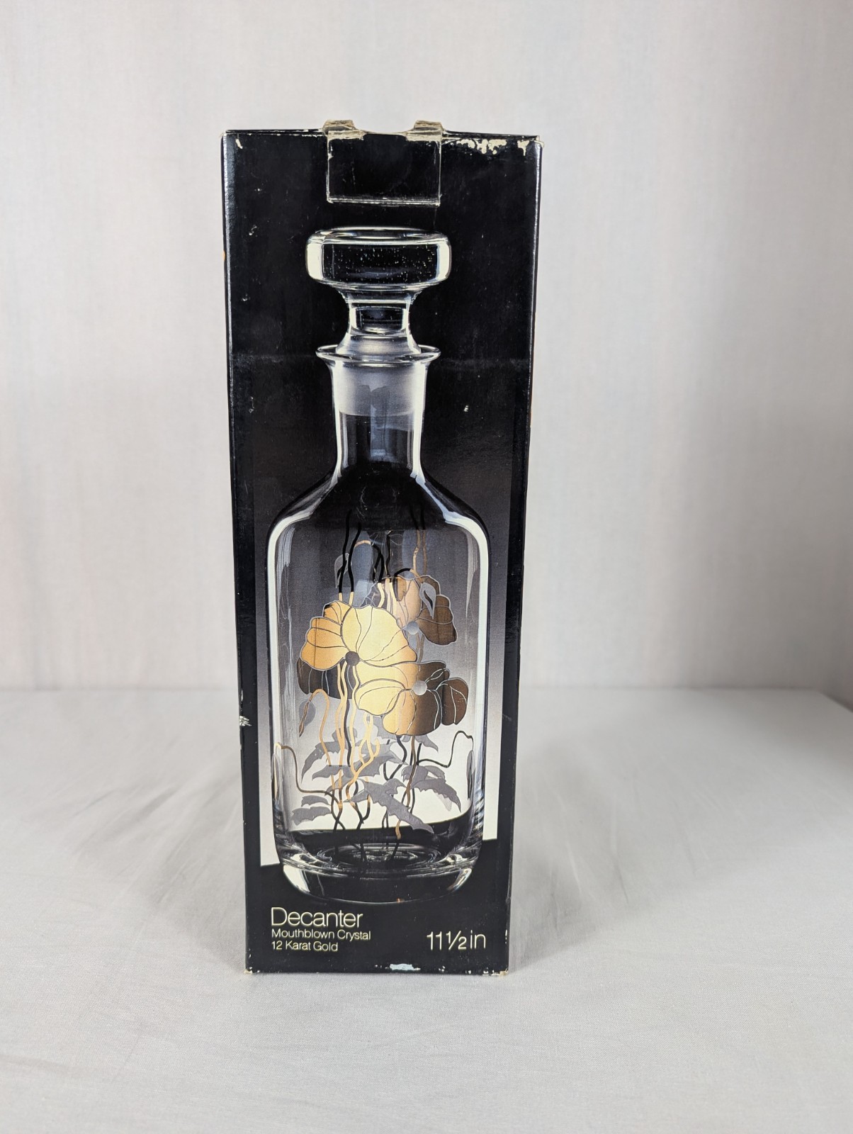 Shangri-la Decanter Mouthblown Crystal 12k Gold Clear Floral European Collection