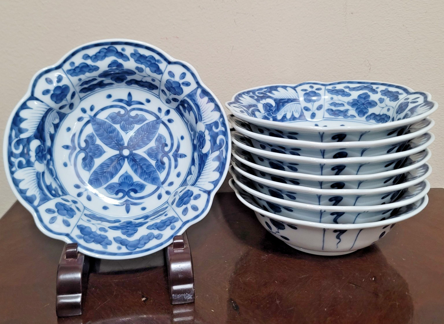 HORCHOW BLUE & WHITE SARASA PATTERN PORCELAIN BOWLS ~ SET OF 8
