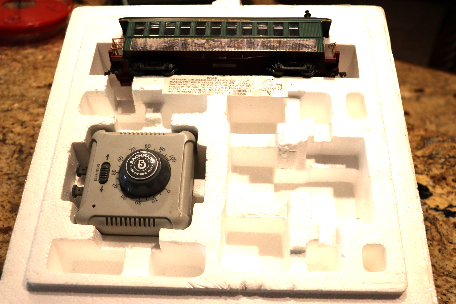 BACHMANN HAWTHORNE VILLAGE  PASSENGER Car 🚂 Thomas Kinkade 🎄 Christmas Express