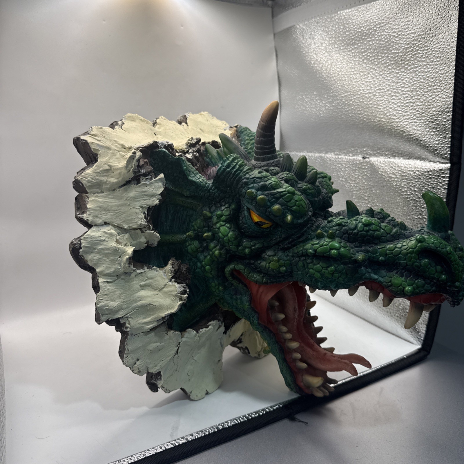 1999 Rare W.U.I Dragon Wall Sculpture Resin Statue * 1999 Rare W.U.I Dragon Wall Sculpture Resin Statue *