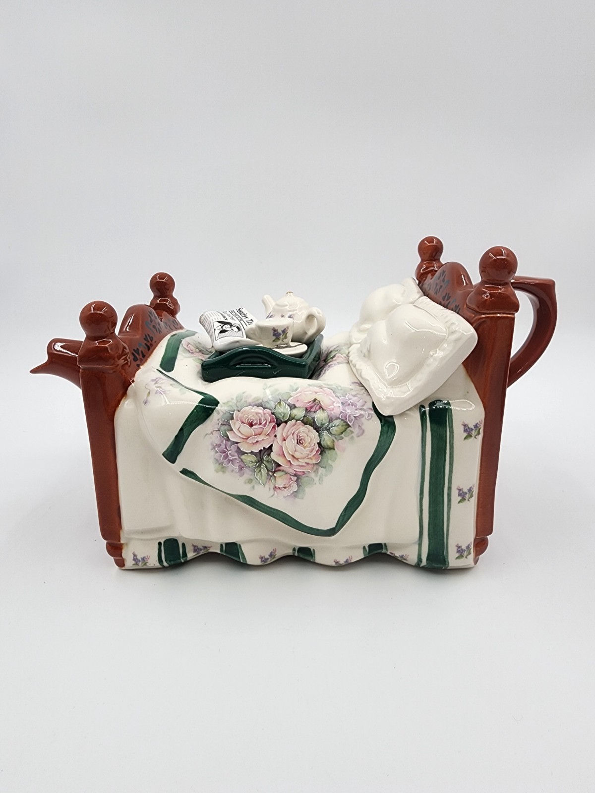 Swineside The Teapottery England Bed & Breakfast Tea Pot