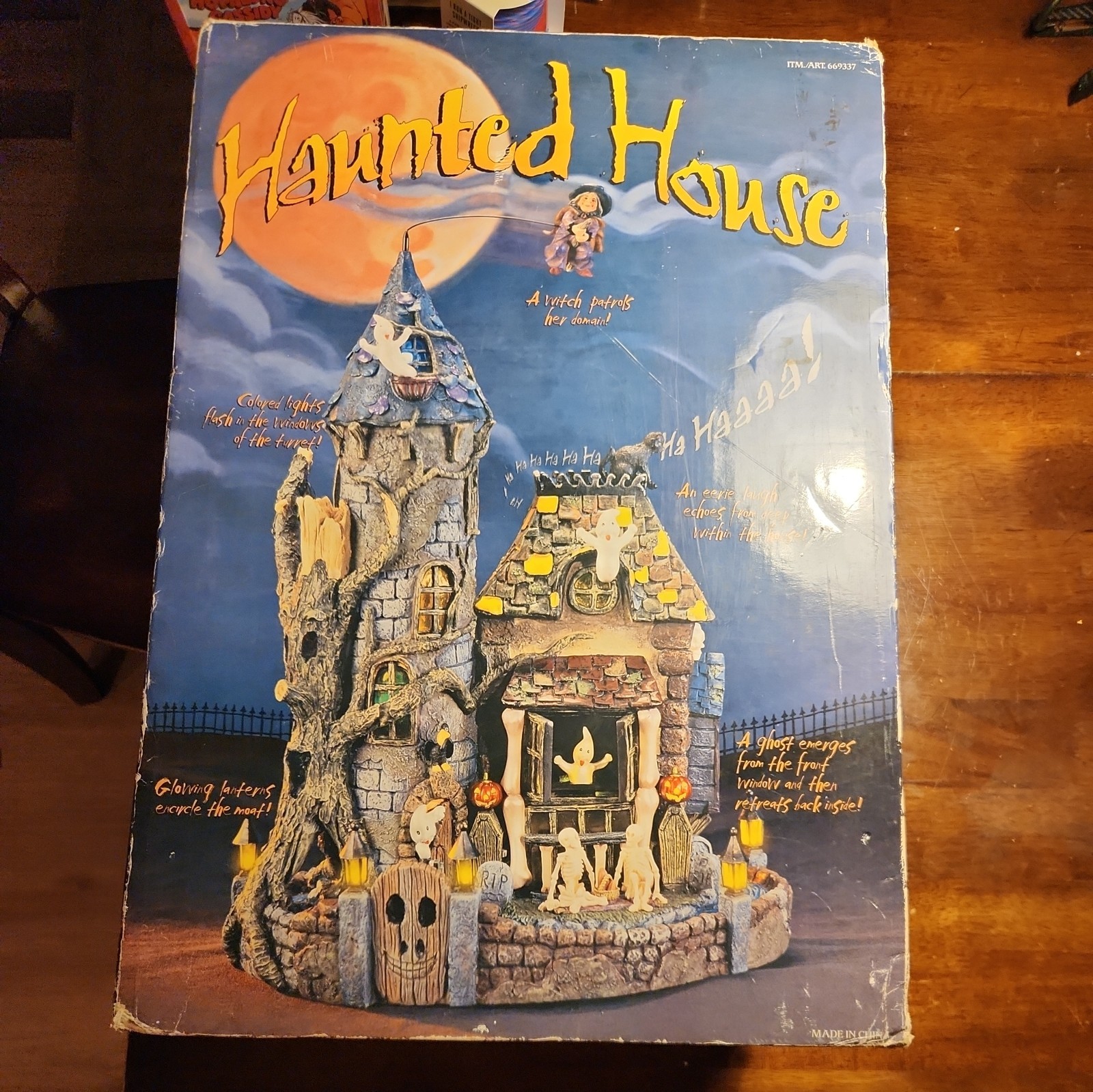 HALLOWEEN HAUNTED MANSION HOUSE 669337 ANIMATED LIGHTS SOUNDS WITCH GHOST DECOR 