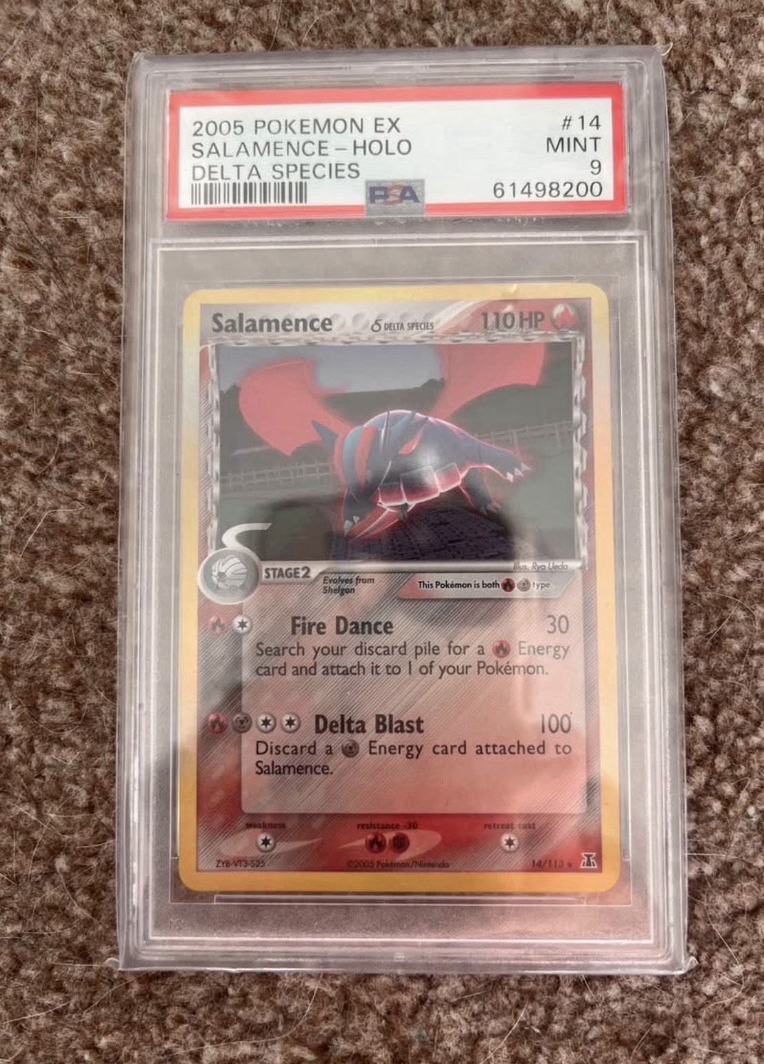 2005 Pokémon TCG EX Delta Species Salamence 14/113 Holo Rare PSA 9
