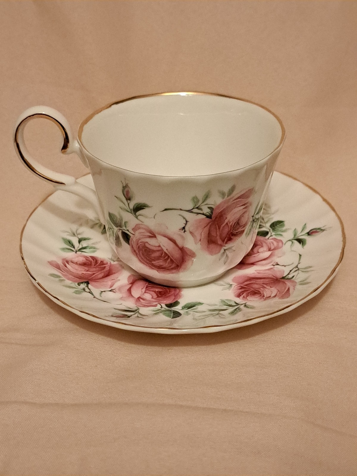 Allyn & Nelson Collection Vintage Tea Cup & Saucer Set Pink Rose Design Allyn & Nelson Collection Vintage Tea Cup & Saucer Set Pink Rose Design