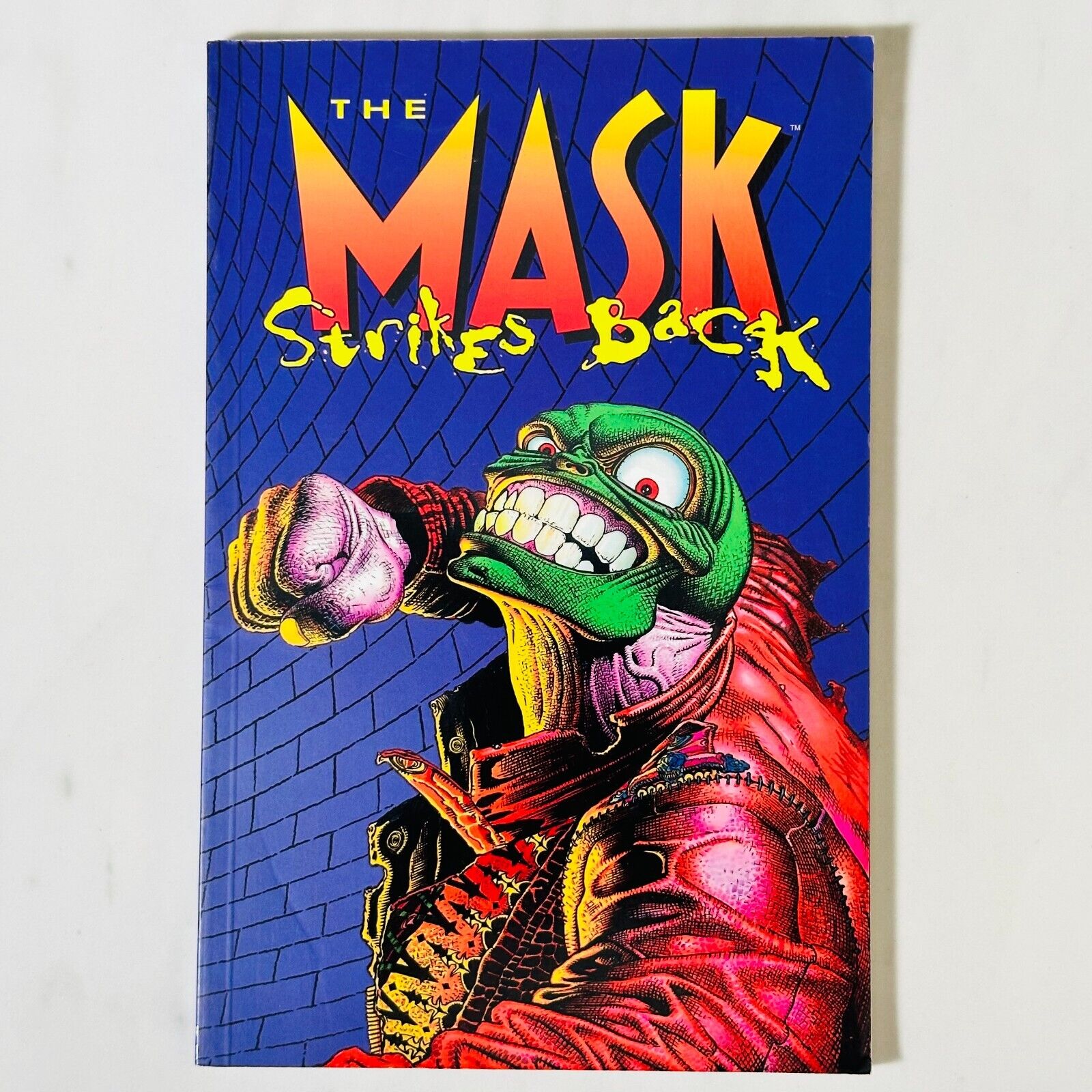The Mask TPB #1 - Dark Horse - the Mask Strikes Back - 1996