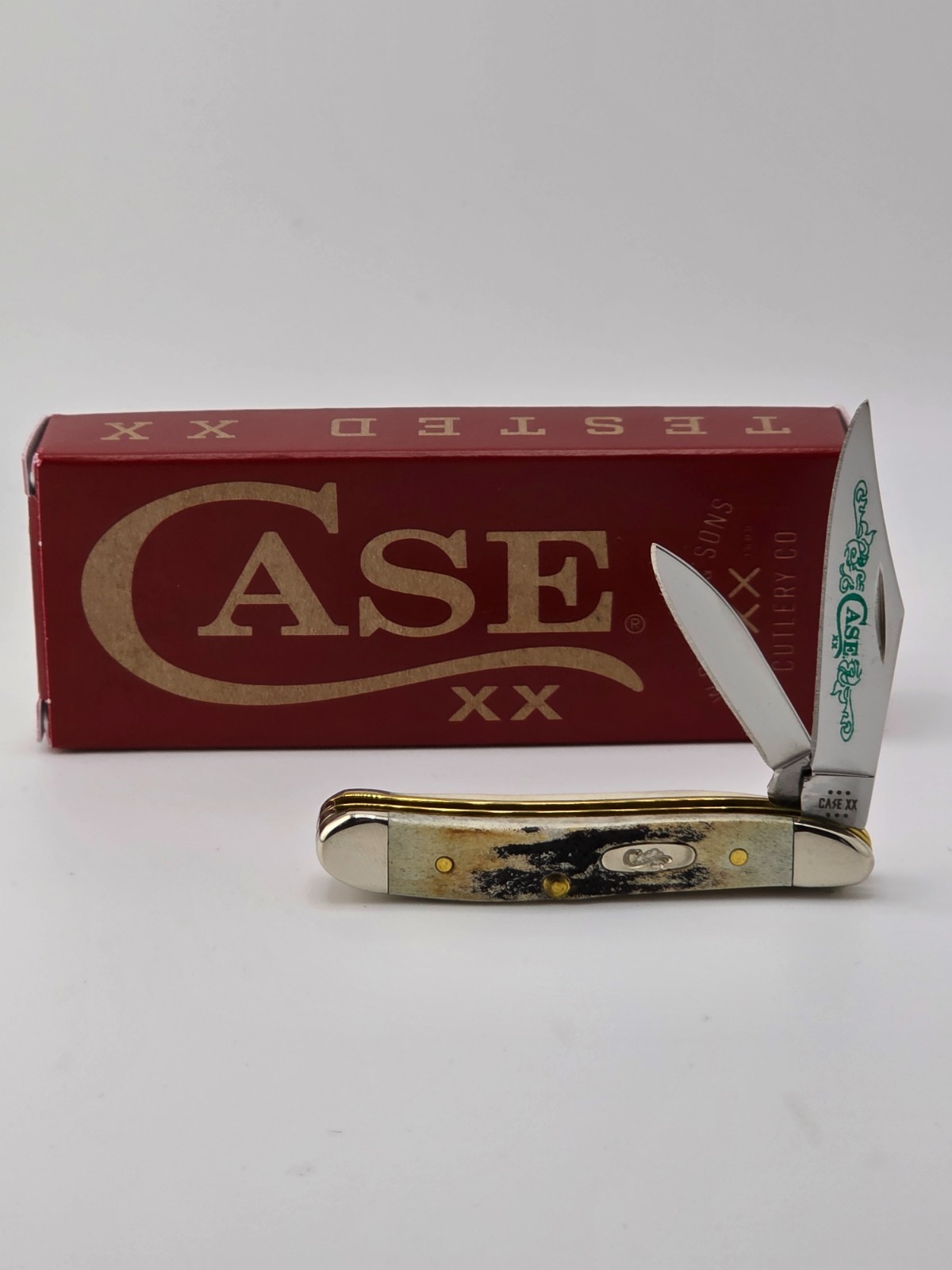 Case XX Exclusive Green Scroll Stag Peanut Folding Knife 2024 Edition