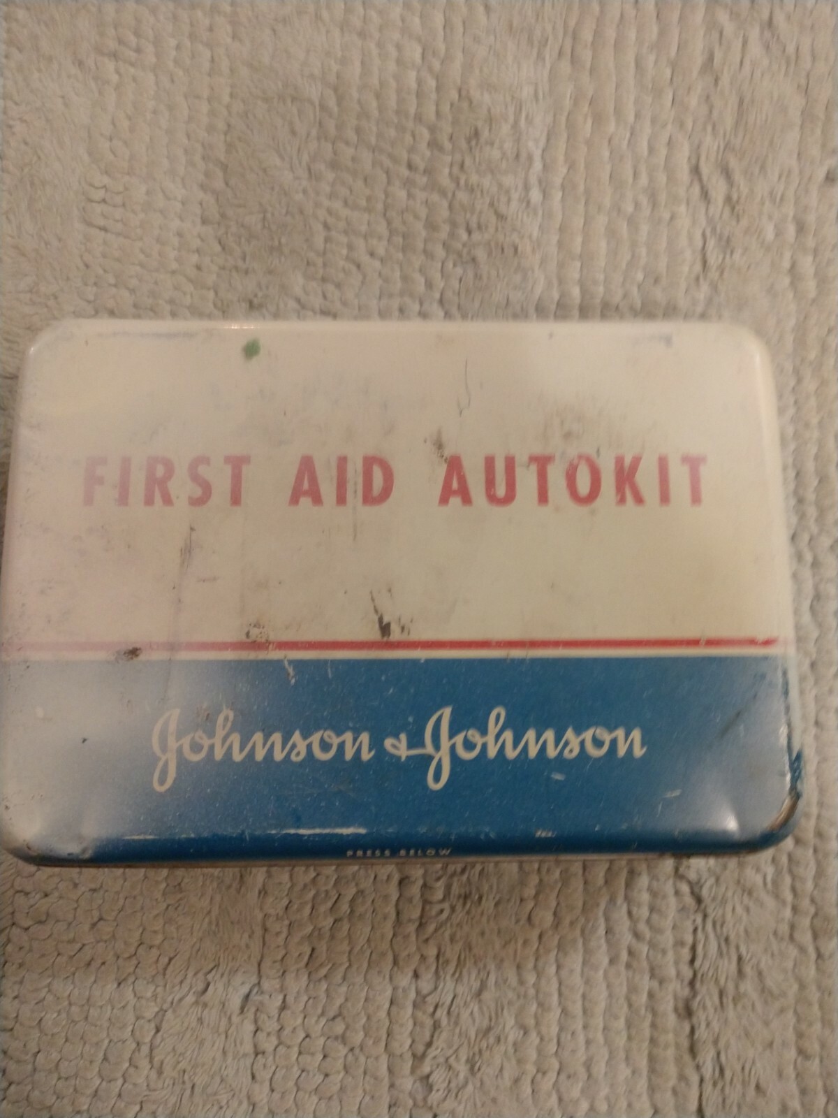 Vintage 1959-65 Johnson and Johnson First Aid AutoKit W Original Supplies + Book