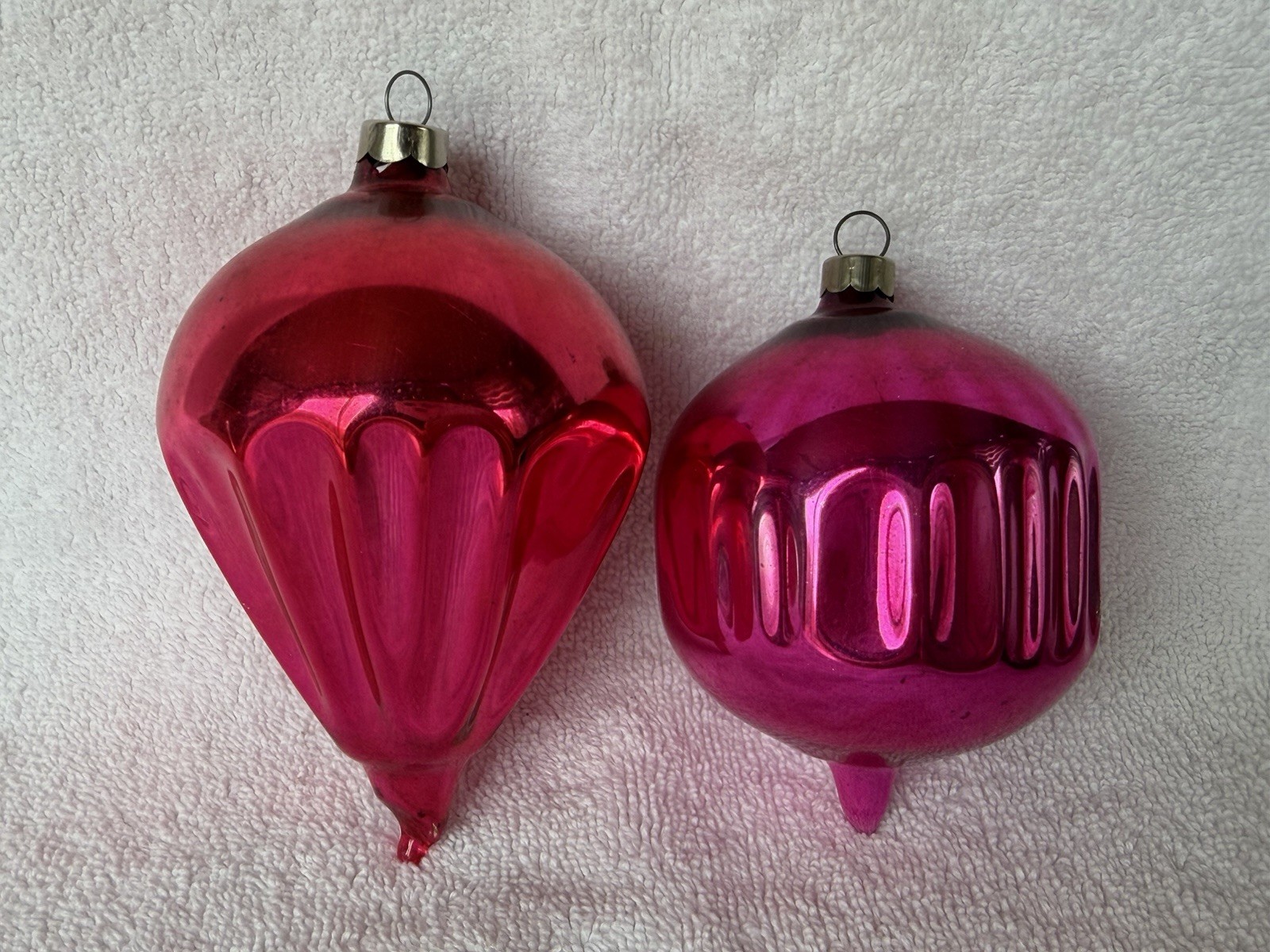 2 VTG Made In US OF A Heim RARE Shapes 1930s Red And Pink Christmas Ornaments