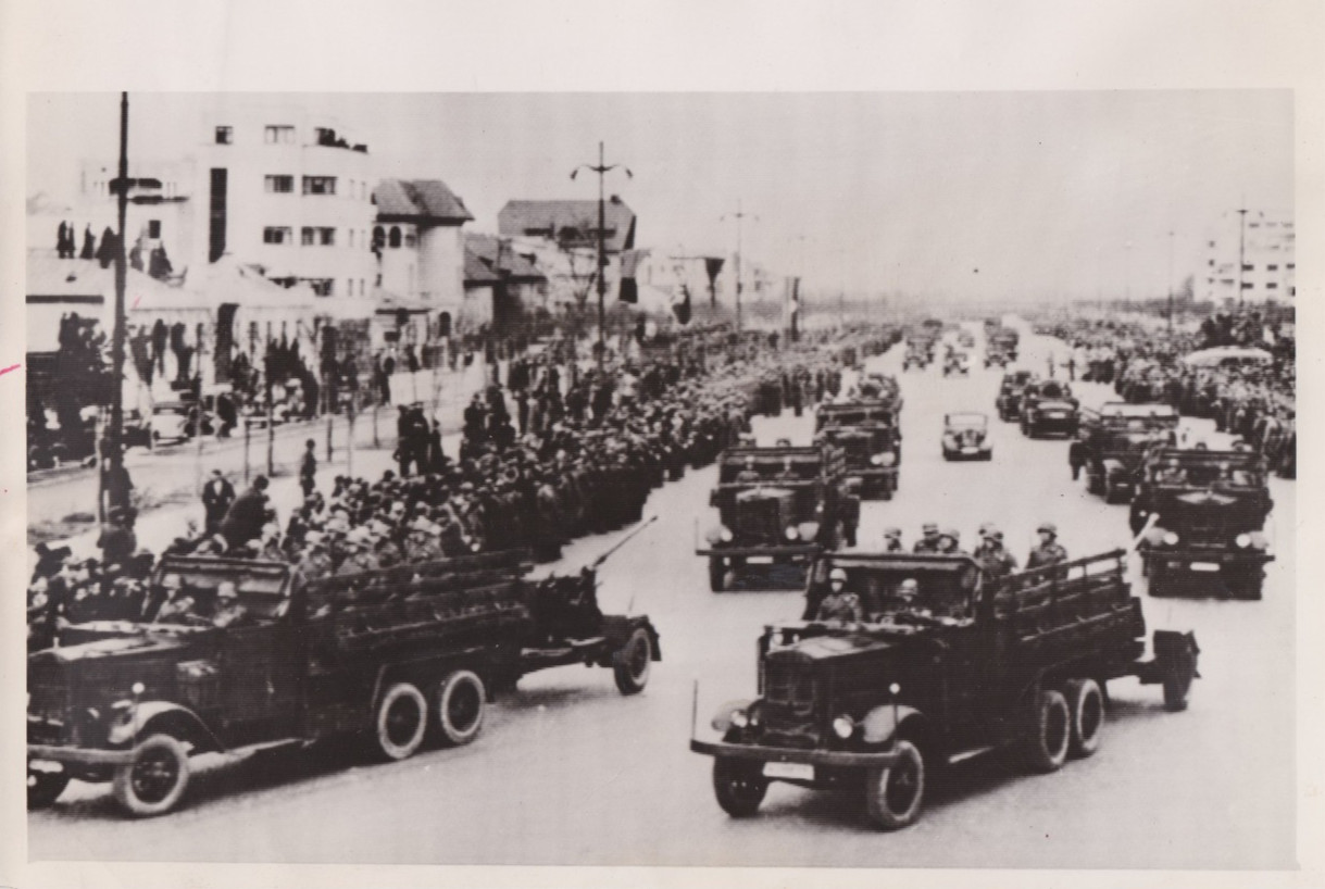 1940 Press Photo WWII German Troops Enter Bucharest after Iron Guard Takes Over