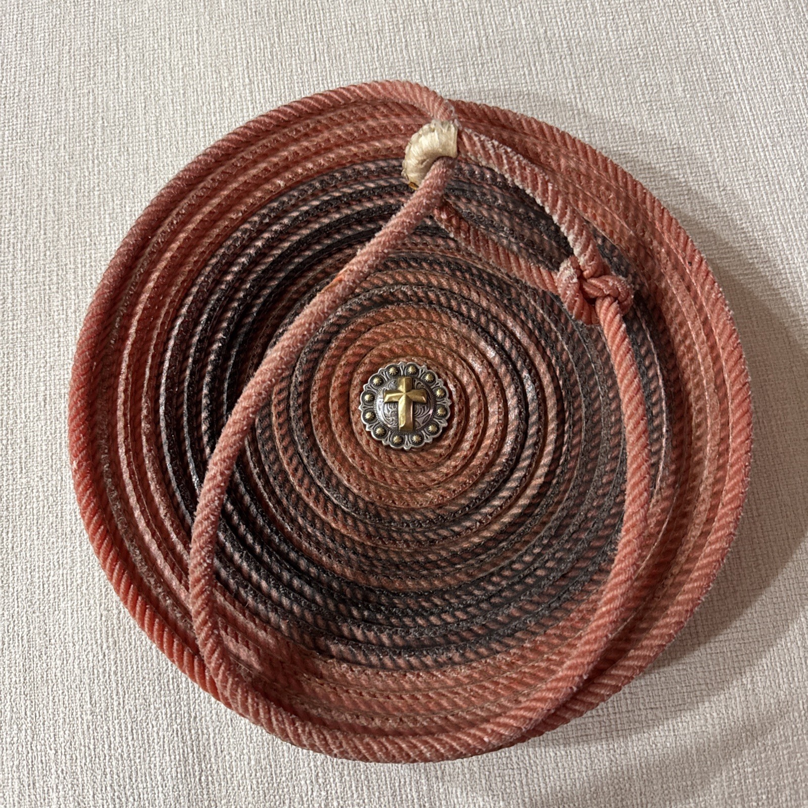Handcrafted Western Lariat Rope Basket Coiled Lasso Catchall Bowl Cross Concho