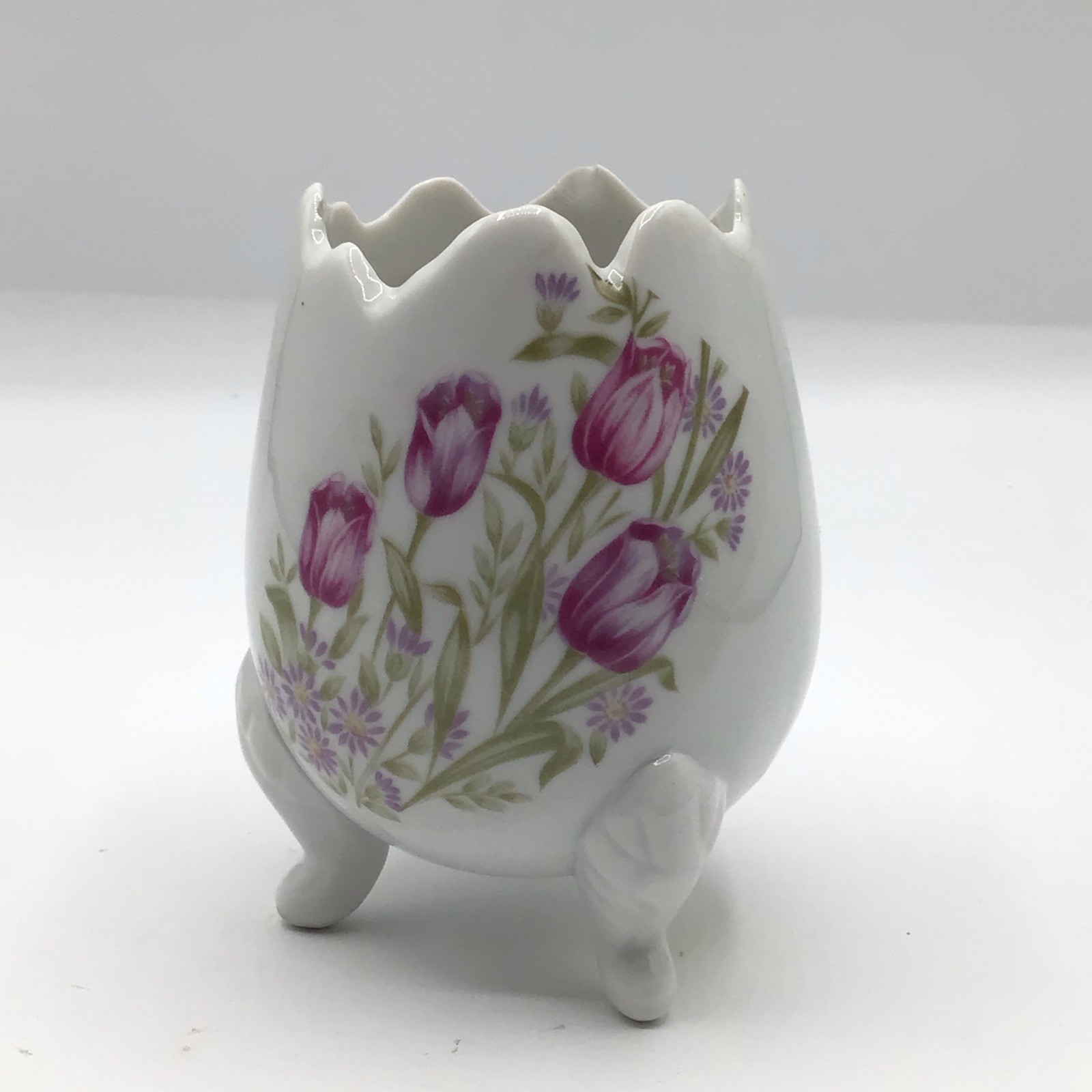 Lefton 5525 Porcelain Cracked Egg Footed Vase Purple Floral
