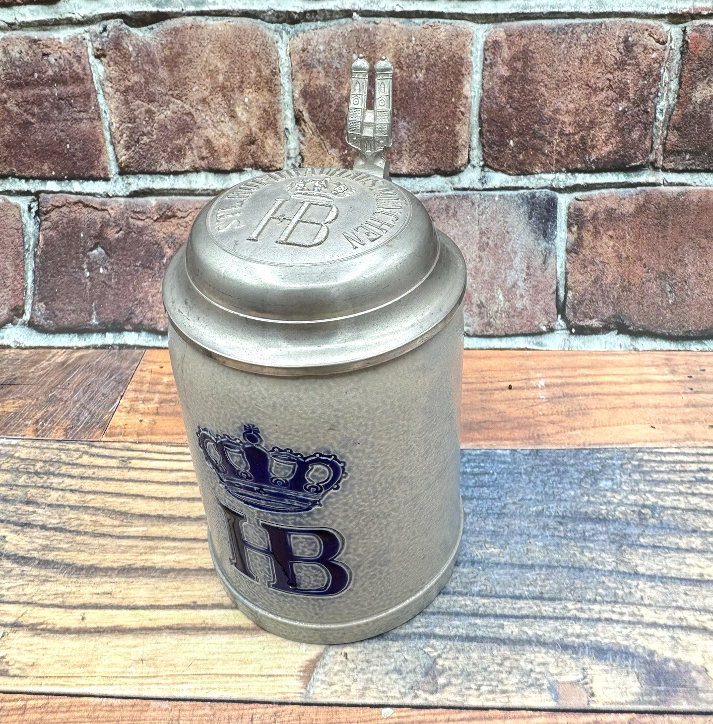 Hofbräuhaus München HB Stoneware Beer Stein w/ Pewter Lid 0.5L Vintage Germany
