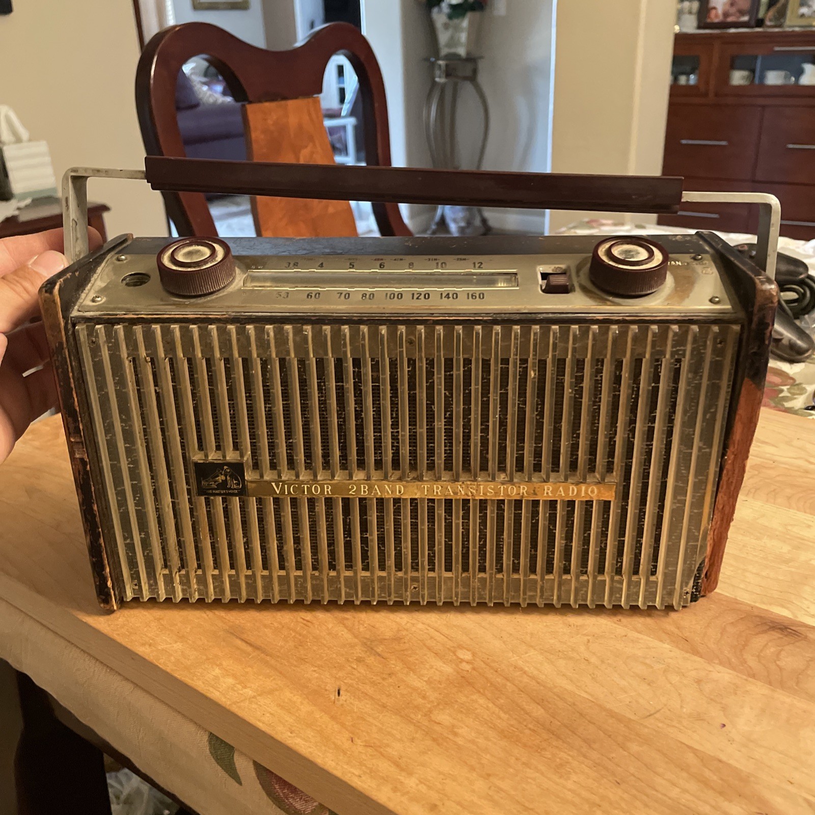 Victor, Th-2770SZ, Two Band, Transistor Radio, 2 Transistor, Parts or Repair Victor, Th-2770SZ, Two Band, Transistor Radio, 2 Transistor, Parts or Repair