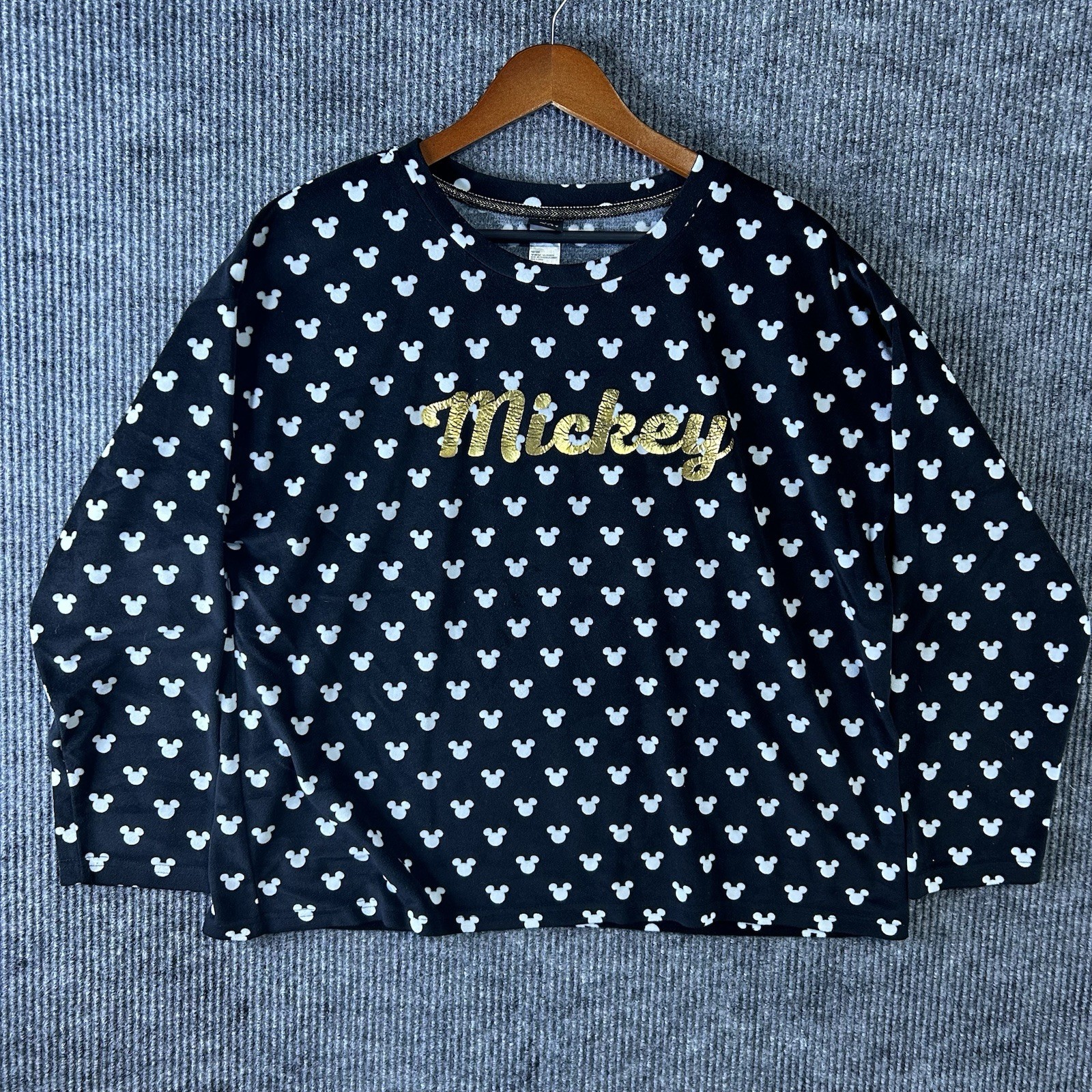 Disney Sleepwear Top Women’s XL Mickey Mouse Black NWOT