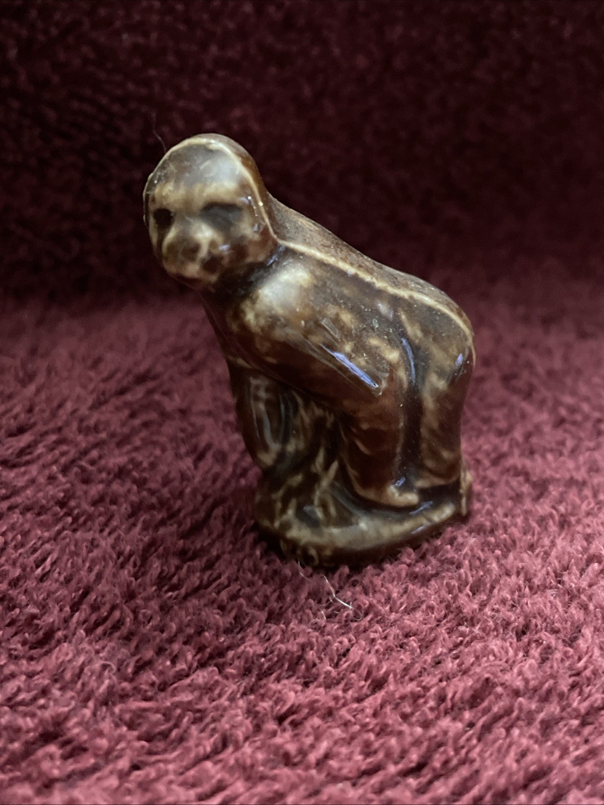 CL25 Vintage Wade England Porcelain Wildlife Series Gorilla Miniature Figurine CL25 Vintage Wade England Porcelain Wildlife Series Gorilla Miniature Figurine