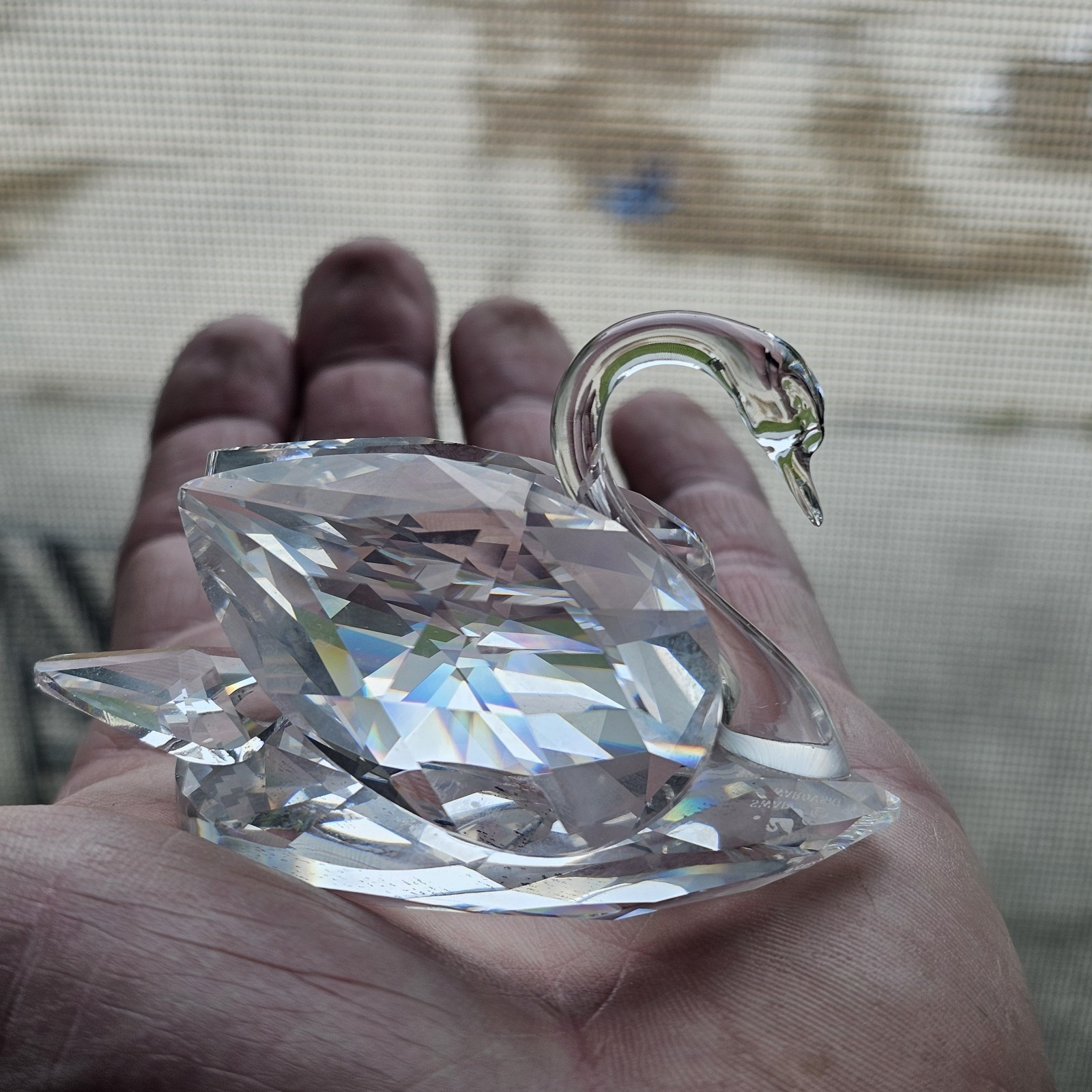 Stunning Vintage SWAROVSKI Crystal SWAN . Beautiful Retired Piece 