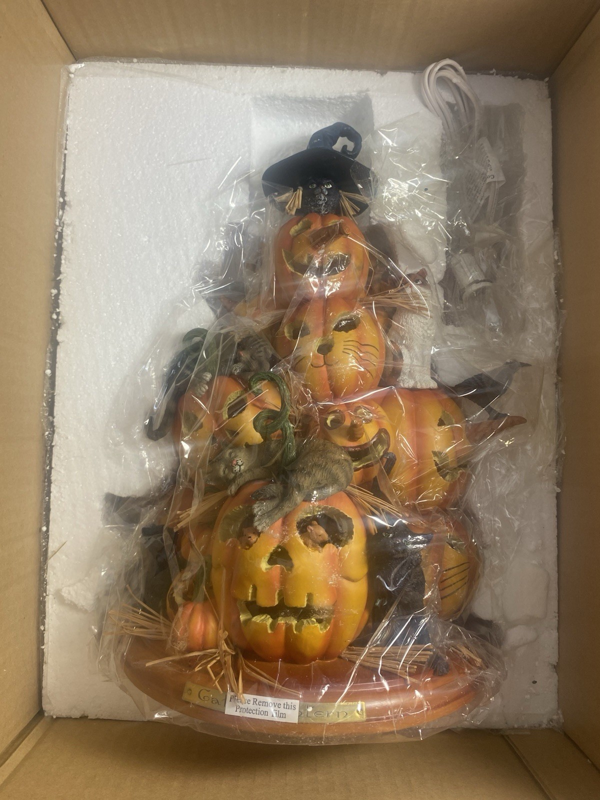 CHARLES WYSOCKI Halloween Cat Pumpkin Bradford Exchange CAT O LANTERN Light UP