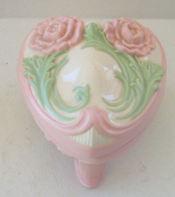 Vintage Ceramic Heart-Shaped Trinket Dish - Footed