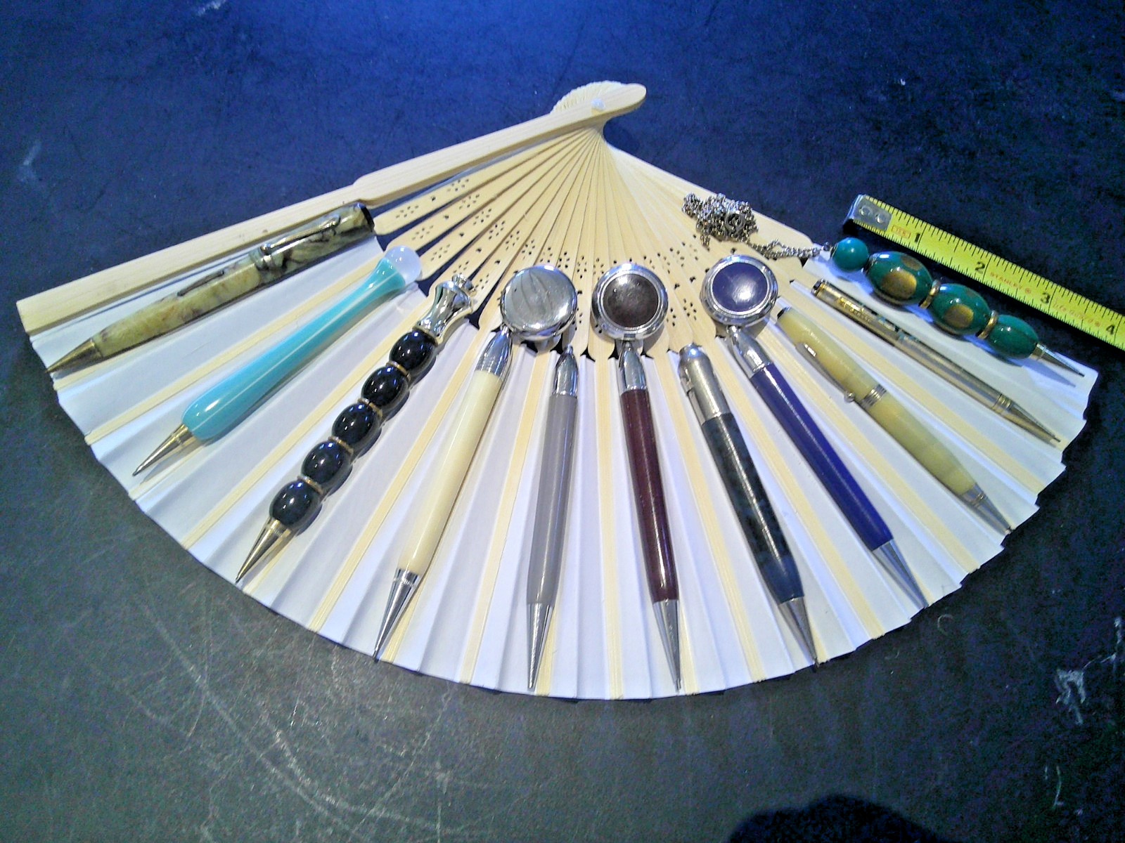 11 Antique Vtg Short Golf Mechanical Pencils Bridge 8 leaded. An as shown lot 11 Antique Vtg Short Golf Mechanical Pencils Bridge 8 leaded. An as shown lot