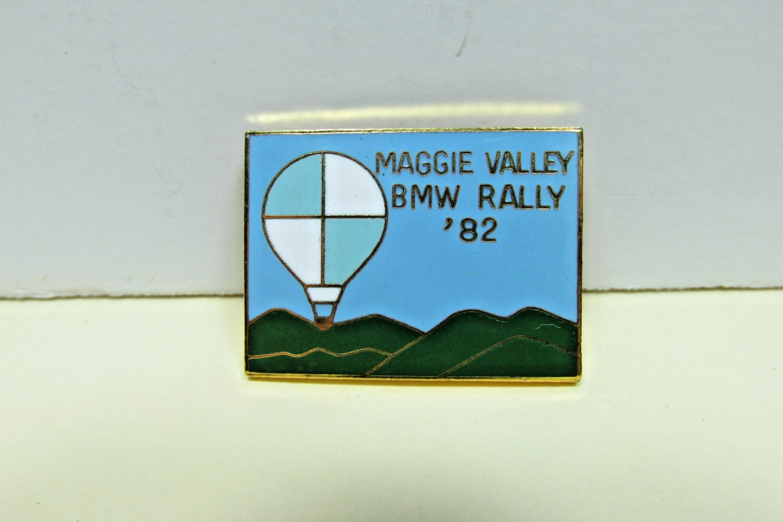 Maggie Valley NC 1982 BMW Motorcycle Rally Pinback Vintage Biker Jacket Pin
