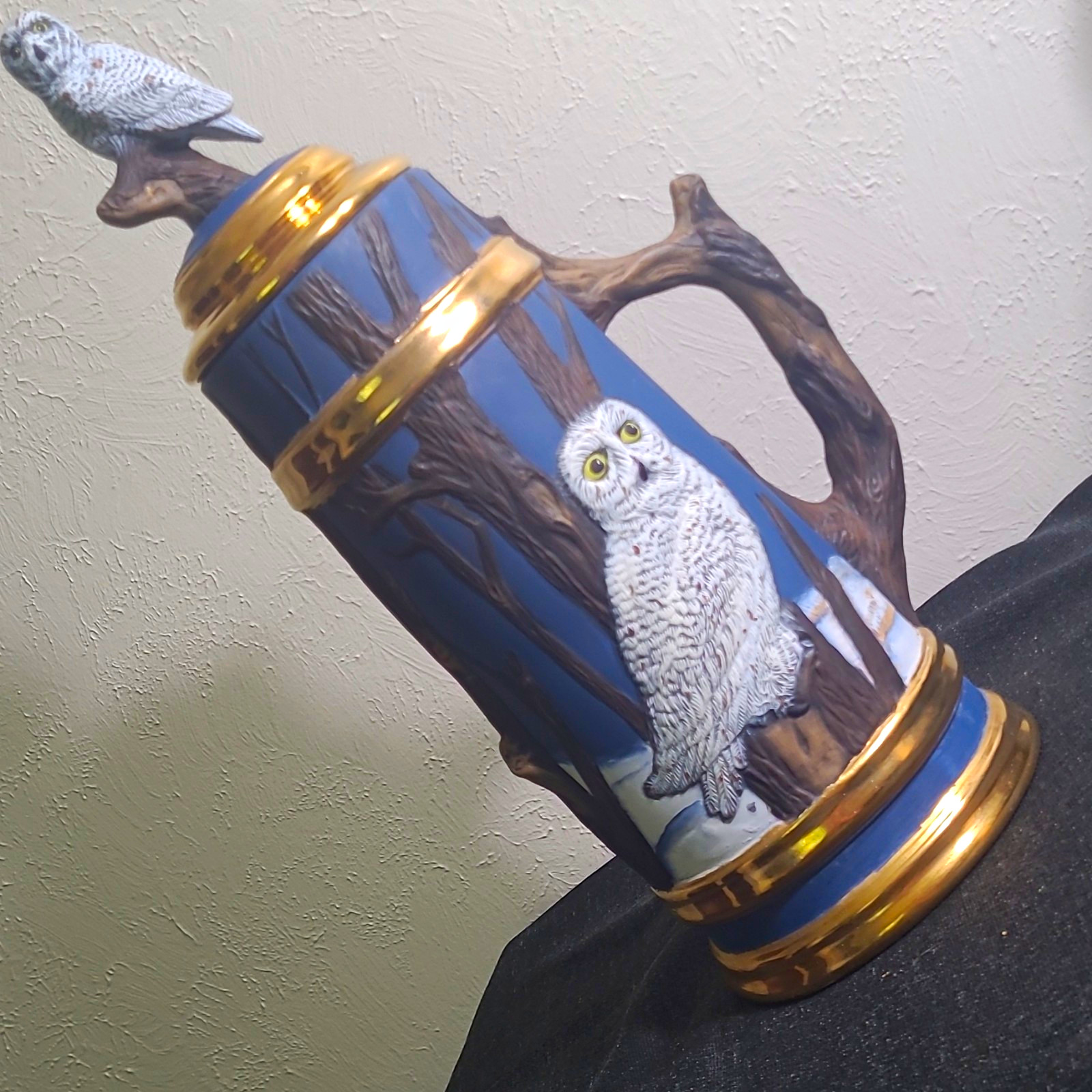 Vintage Doc Holliday Mold DH-871. Hand Painted Ceramic Snowy Owl Beer Stein.