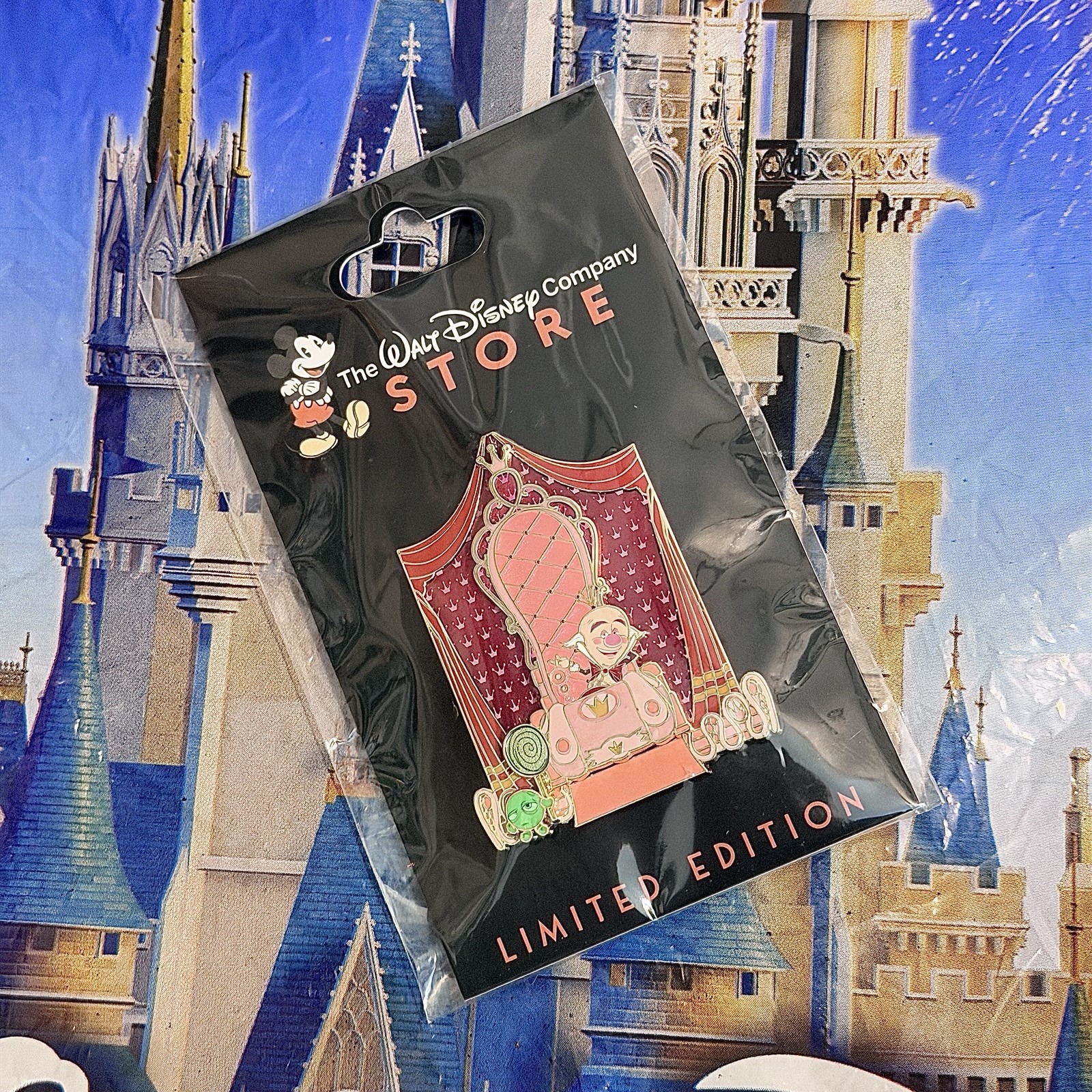 Disney D23 2026 WDCS DEC Royal Chambers Pin LE400 Wreck It Ralph King Candy