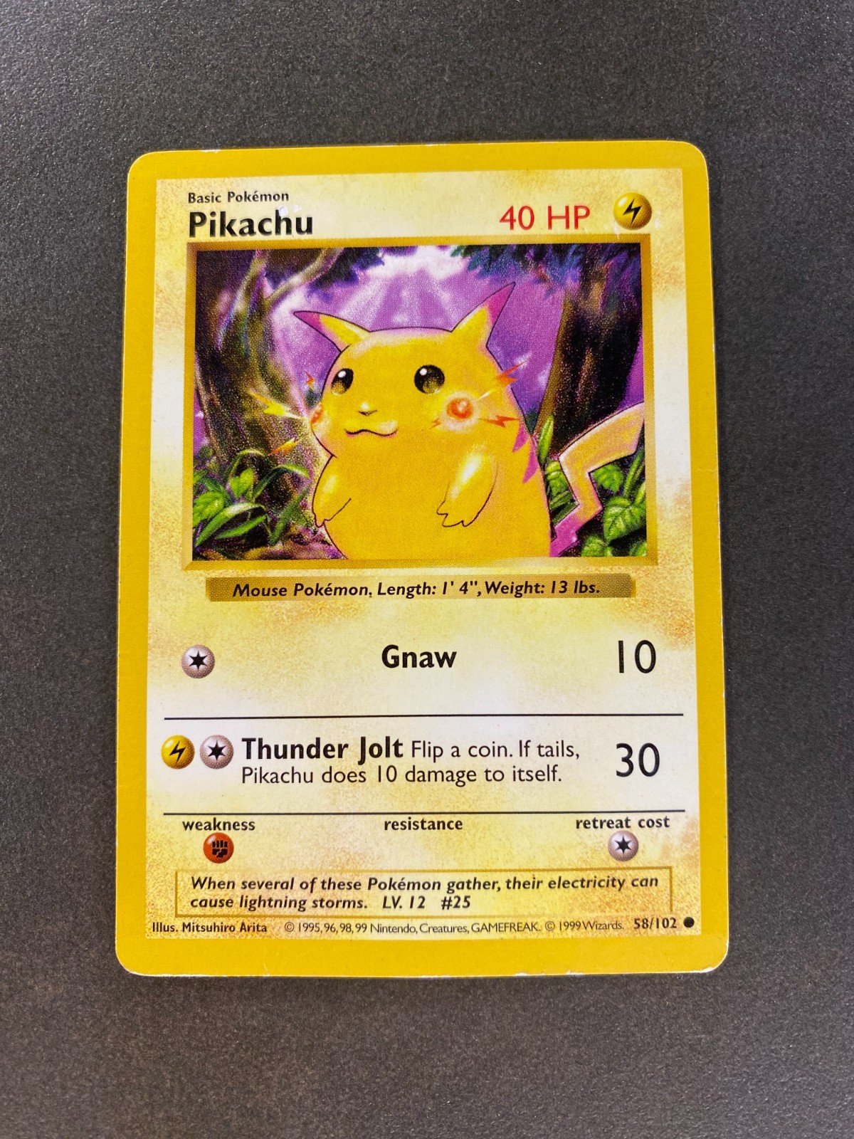 Shadowless Red Cheeks Pikachu - 58/102 - Base Set - Vintage 1999 Pokemon Card
