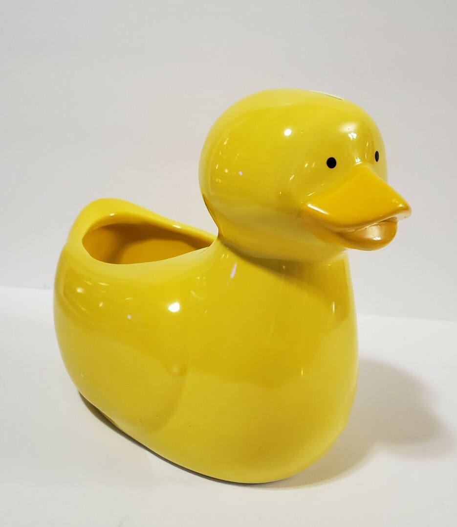 š¤L@@Kš¤ 7¼hx8½w EDIBLEĀ® ARRGMT Ceramic YELLOW DUCKY Duck VASE PLANTER COIN BANK š¤L@@Kš¤ 7¼hx8½w EDIBLEĀ® ARRGMT Ceramic YELLOW DUCKY Duck VASE PLANTER COIN BANK