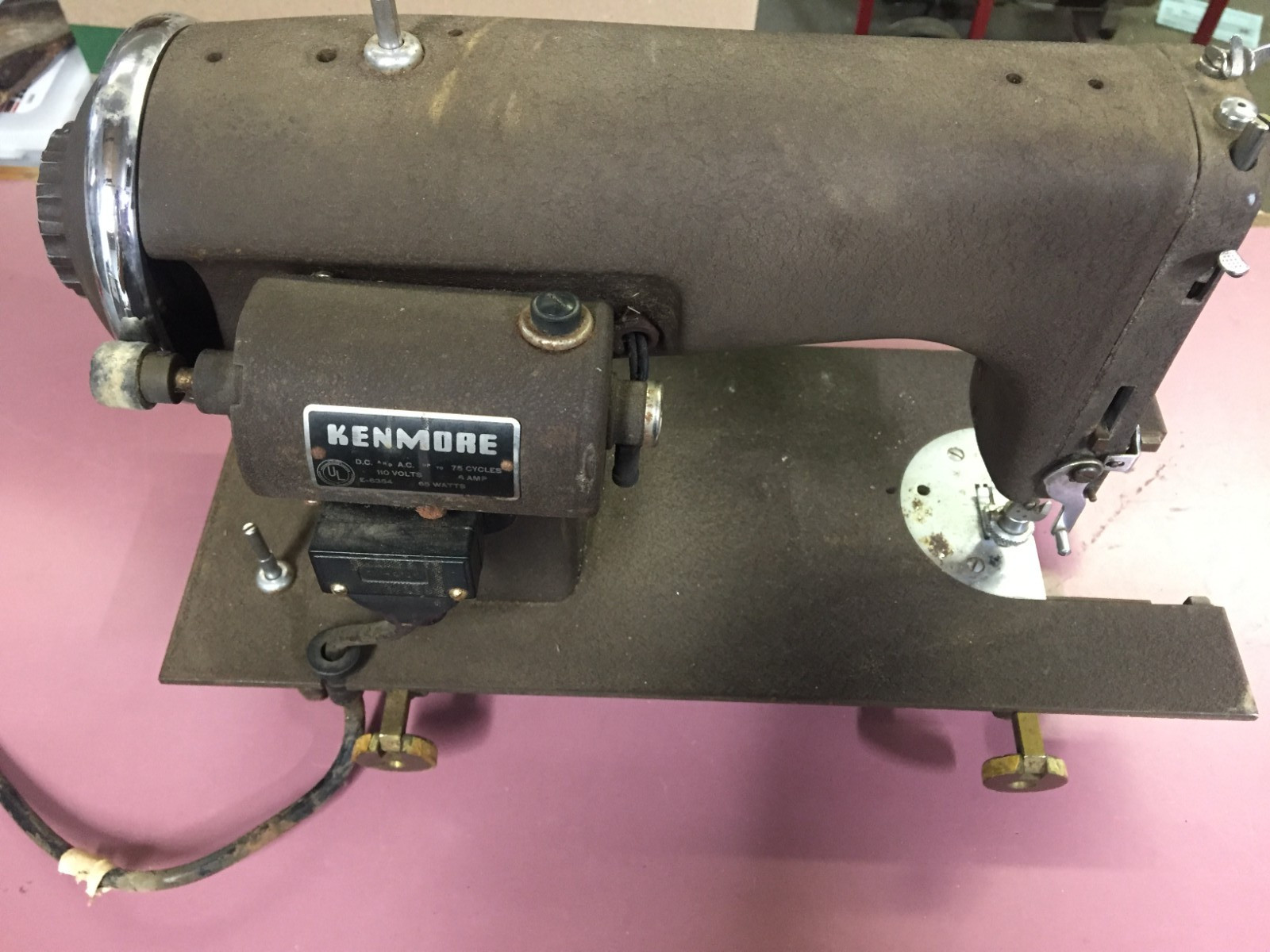 Vintage Kenmore 117-959 Sewing Machine Head Sears Roebuck Motor USA Vintage Kenmore 117-959 Sewing Machine Head Sears Roebuck Motor USA