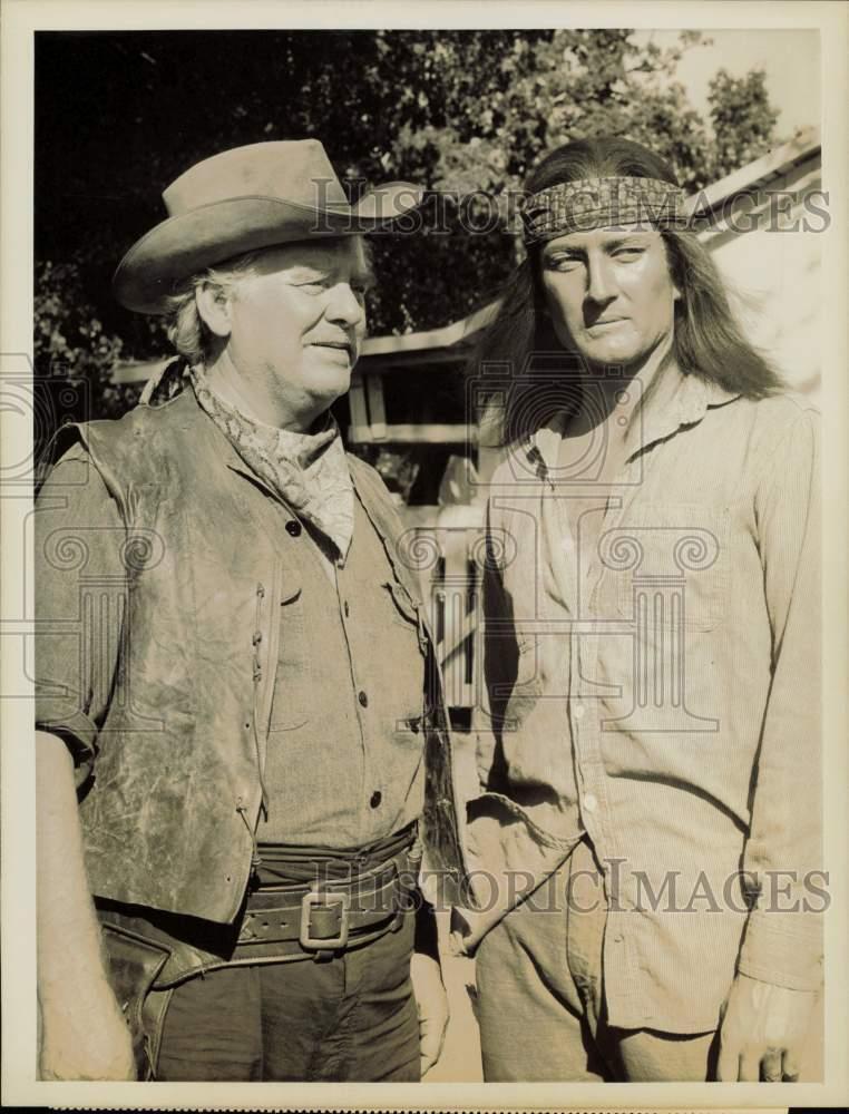 1959 Press Photo Wallace Ford and John Barrymore star in show \