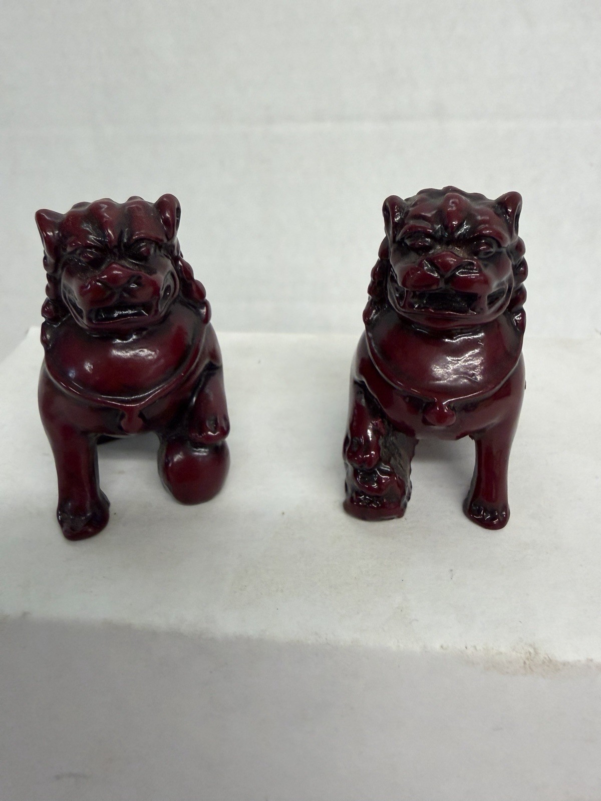 Vintage Chinese Foo Fu Dog Guardian Lion Statue Figurine Red Resin Art Decor Vintage Chinese Foo Fu Dog Guardian Lion Statue Figurine Red Resin Art Decor