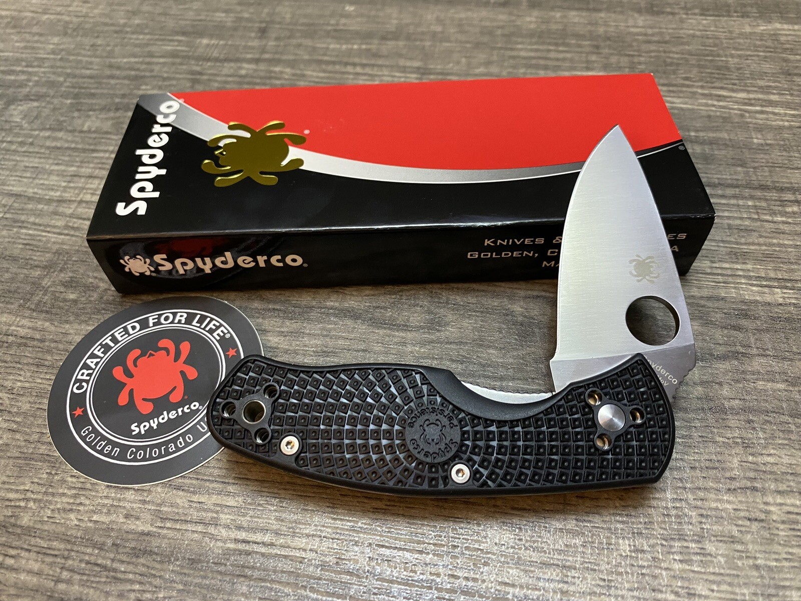 Spyderco Persistence Lightweight Folding Knife, Black FRN Handles C136PBK