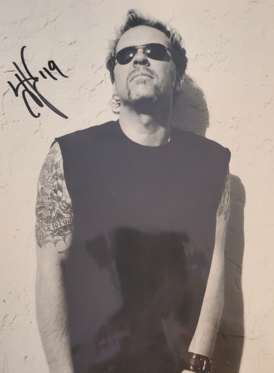 JAMES HETFIELD SIGNED AUTOGRAPHED PHOTO  \