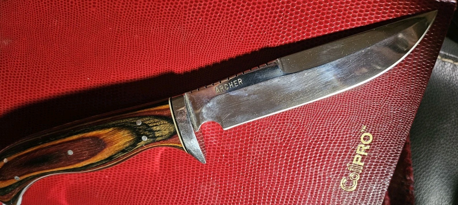 Vtg ARCHER Custom THUMBREST Knife