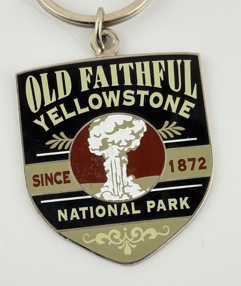 Yellowstone National Park Old Faithful Geyser Vtg Keychain Souvenir