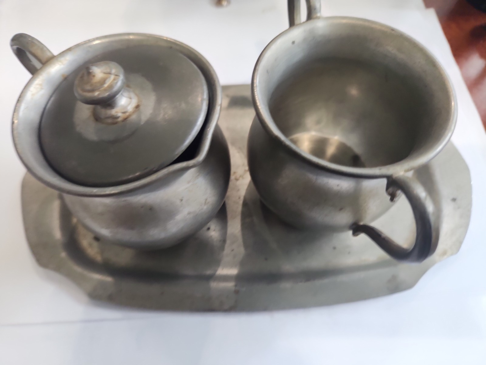 Vintage Crown Castle Ltd English Genuine Pewter Creamer Sugar Bowl Tray Set Vintage Crown Castle Ltd English Genuine Pewter Creamer Sugar Bowl Tray Set
