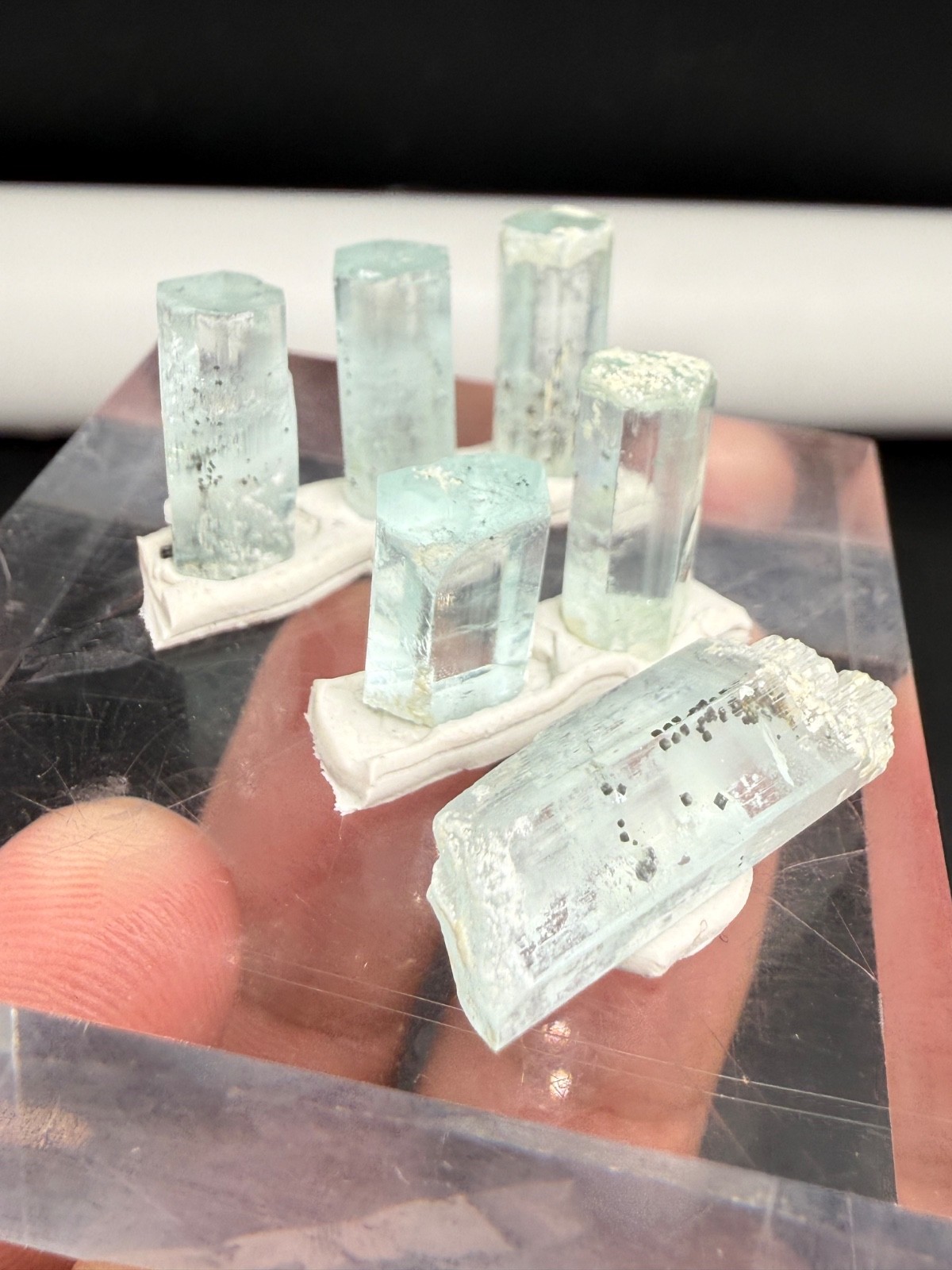Beautiful 6 Pieces Sky Blue Aquamarine Transparent and Terminated Crystal 40 CTS