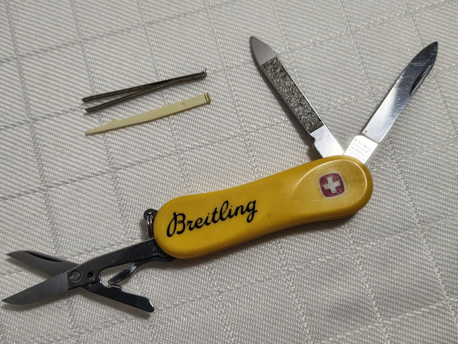 Wenger Evo 81 Breitling Swiss Army Knife 65mm Yellow Promotional Retired