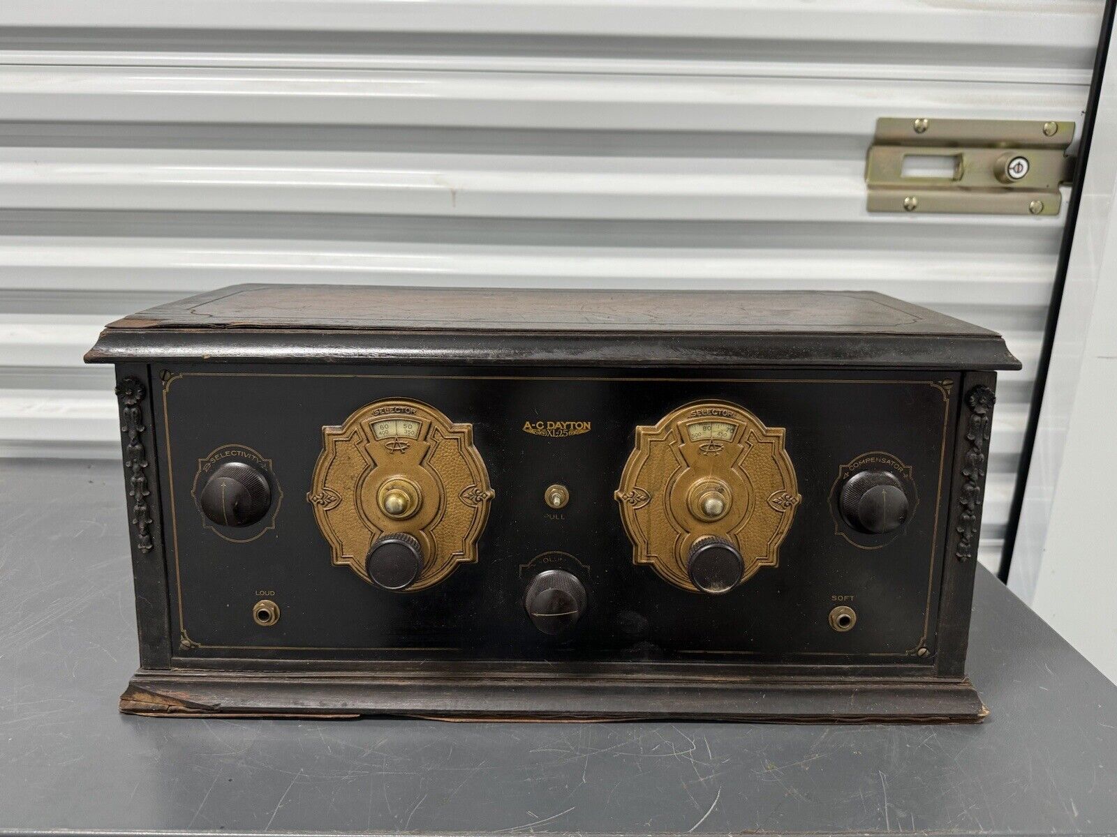 Vintage A. C. Dayton XL-25 Vacuum Tube Radio Receiver