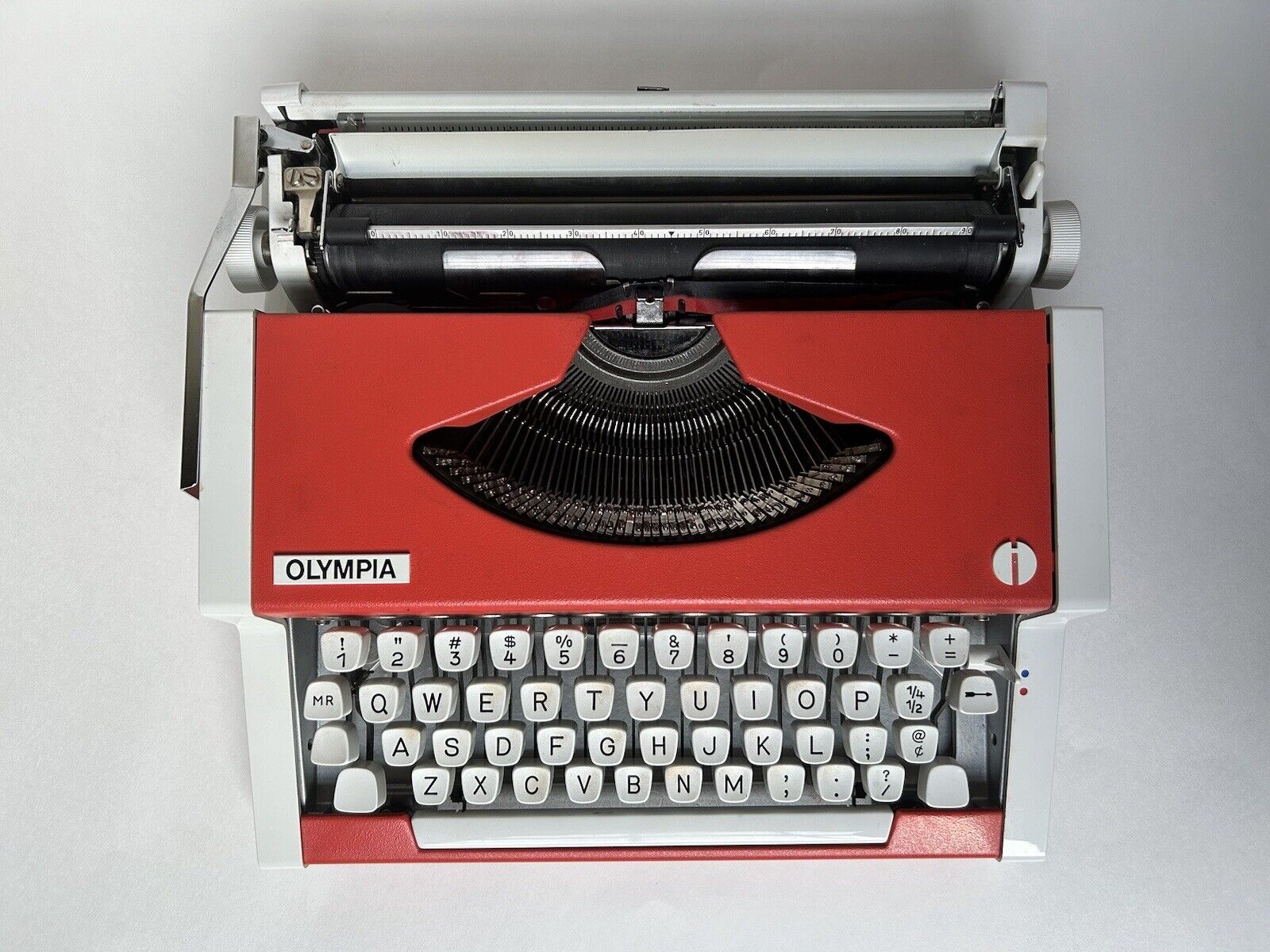 Vintage Olympia Traveller De Luxe Typewriter Yugoslavia Red Orange W/ Case