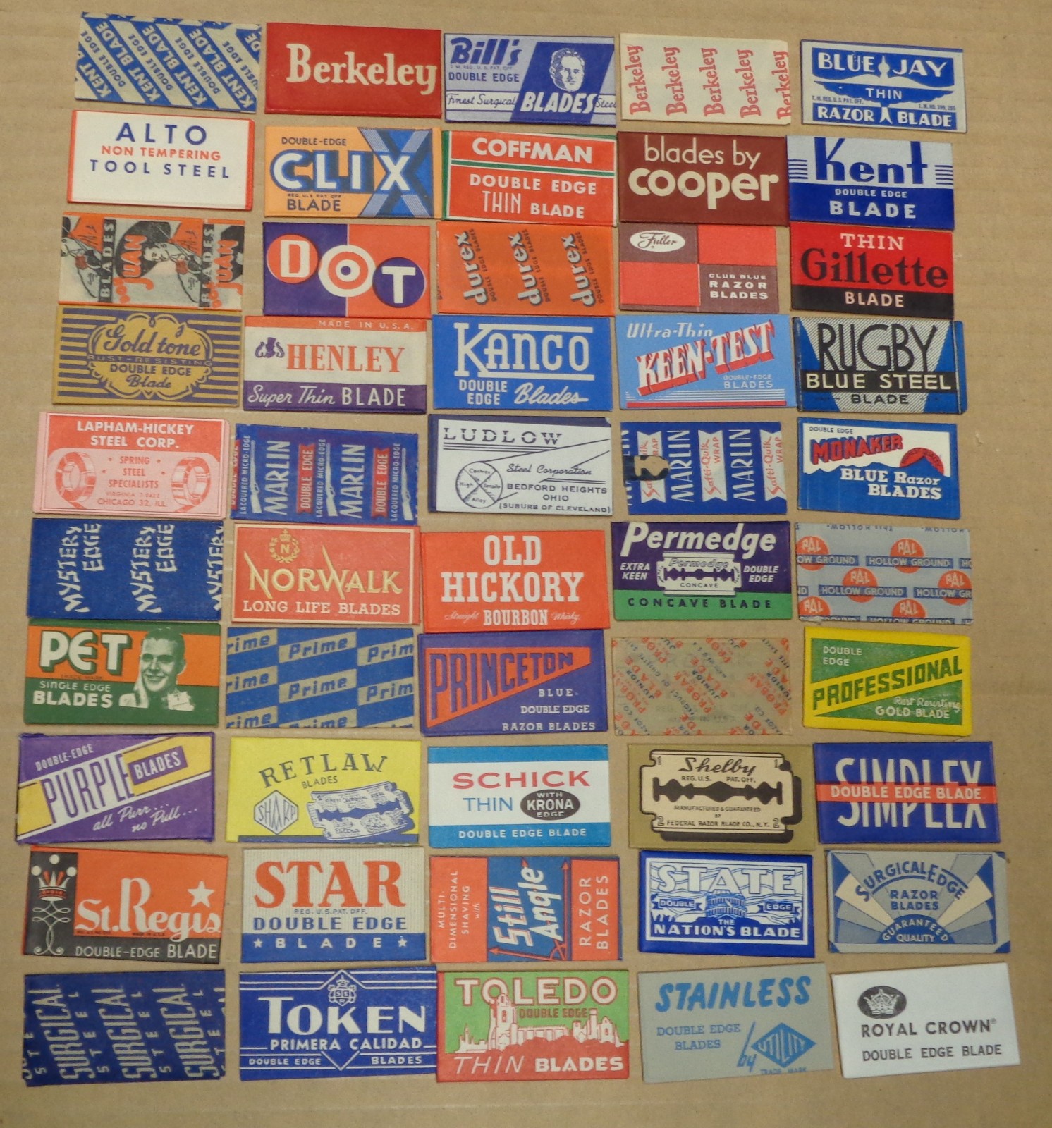 Vintage USA Razor Blades 50 Different