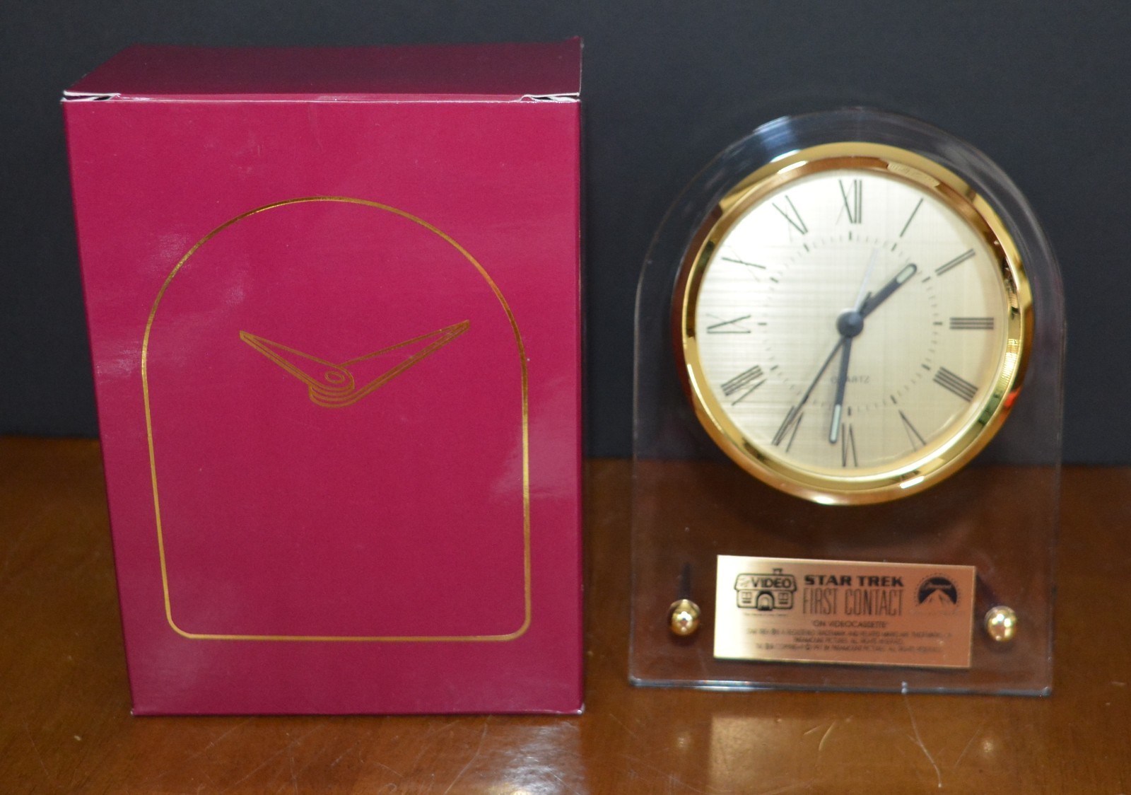 1997 STAR TREK FIRST CONTACT Movie Promo Desk Clock Paramount HOUSE OF VIDEO