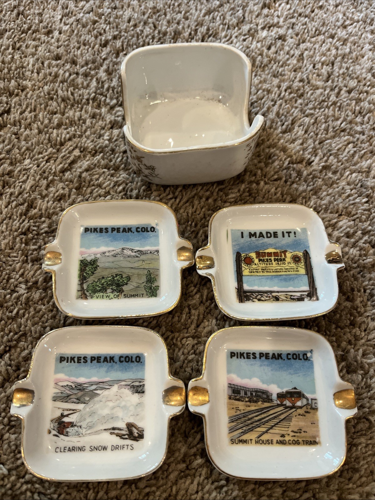 Vintage Colorado Souvenir Ashtrays Set Of 4 Pikes Peak With Holder