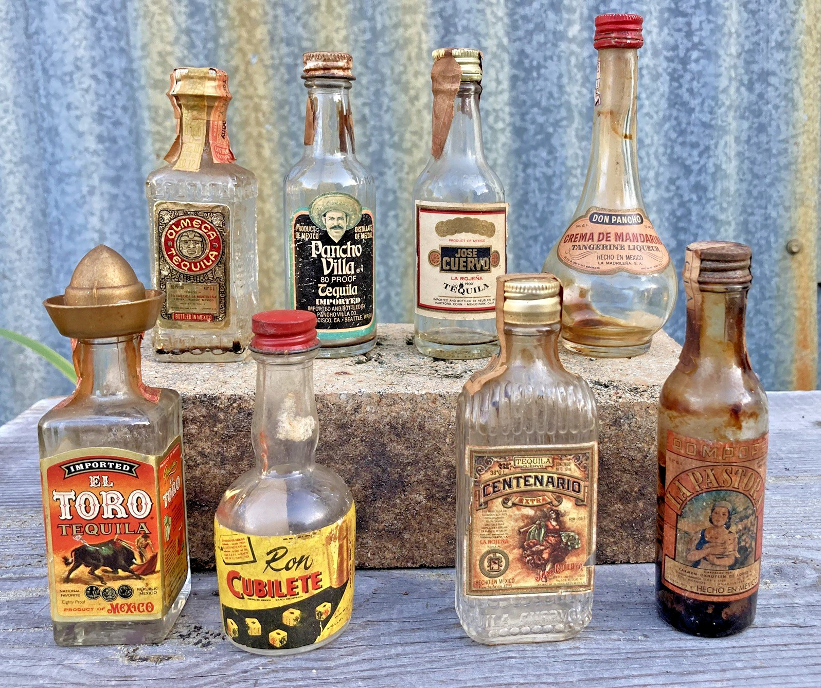 Vtg 40s Miniature Tequila Mezcal Rum Liquor Bottles Tax Stamp Museum Collection