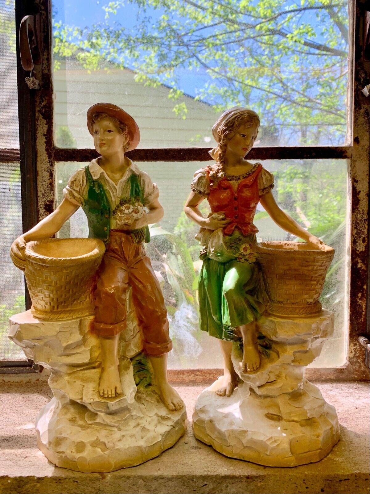 Vintage 1975 Universal Statuary Corp. Girl & Boy w/ Gathering Baskets #821 #823