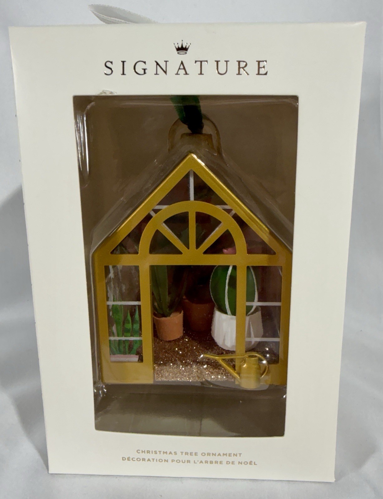 Hallmark Signature \