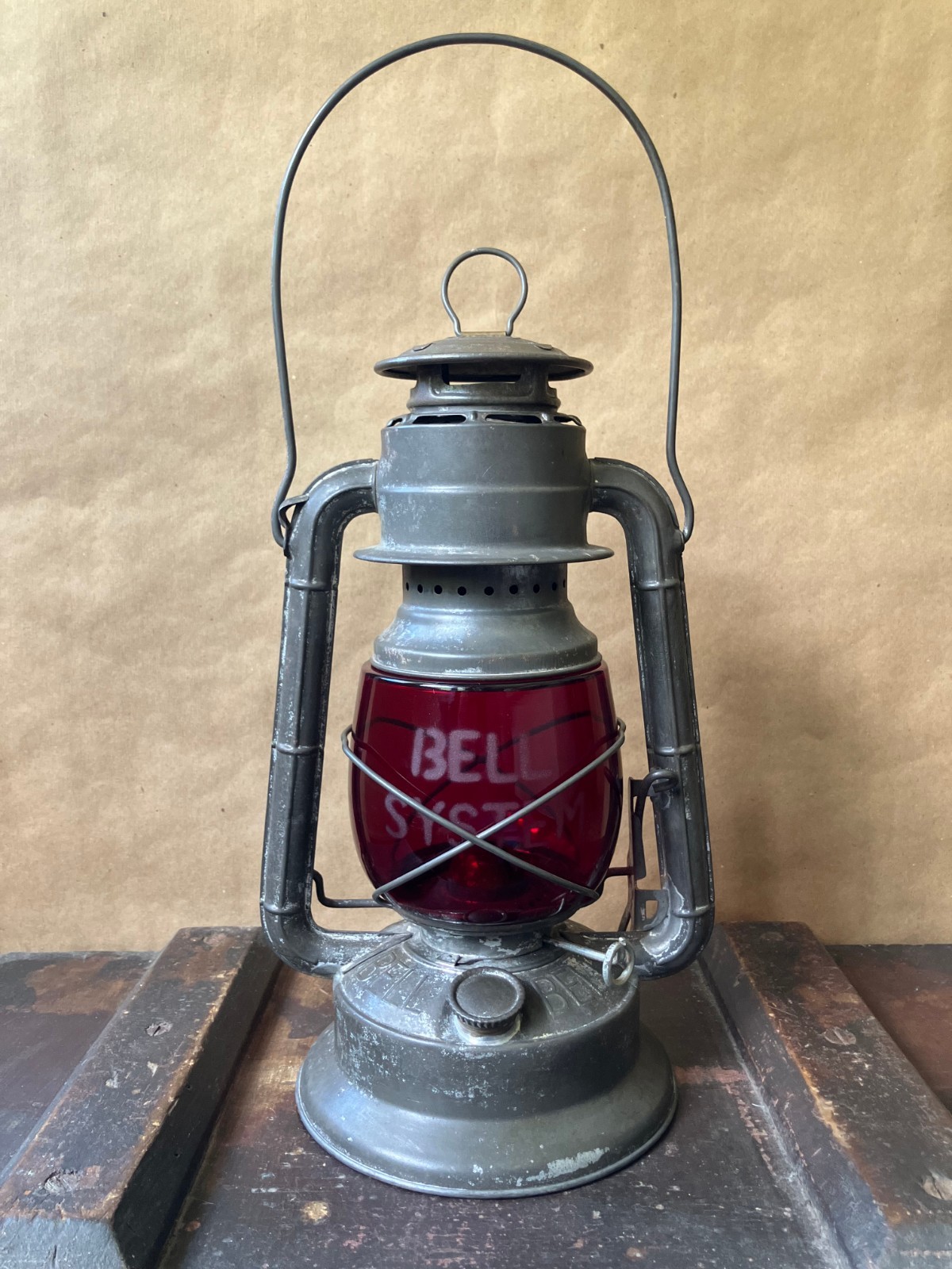 Dietz Little Wizard kerosene lantern, BELL SYSTEM, 1926